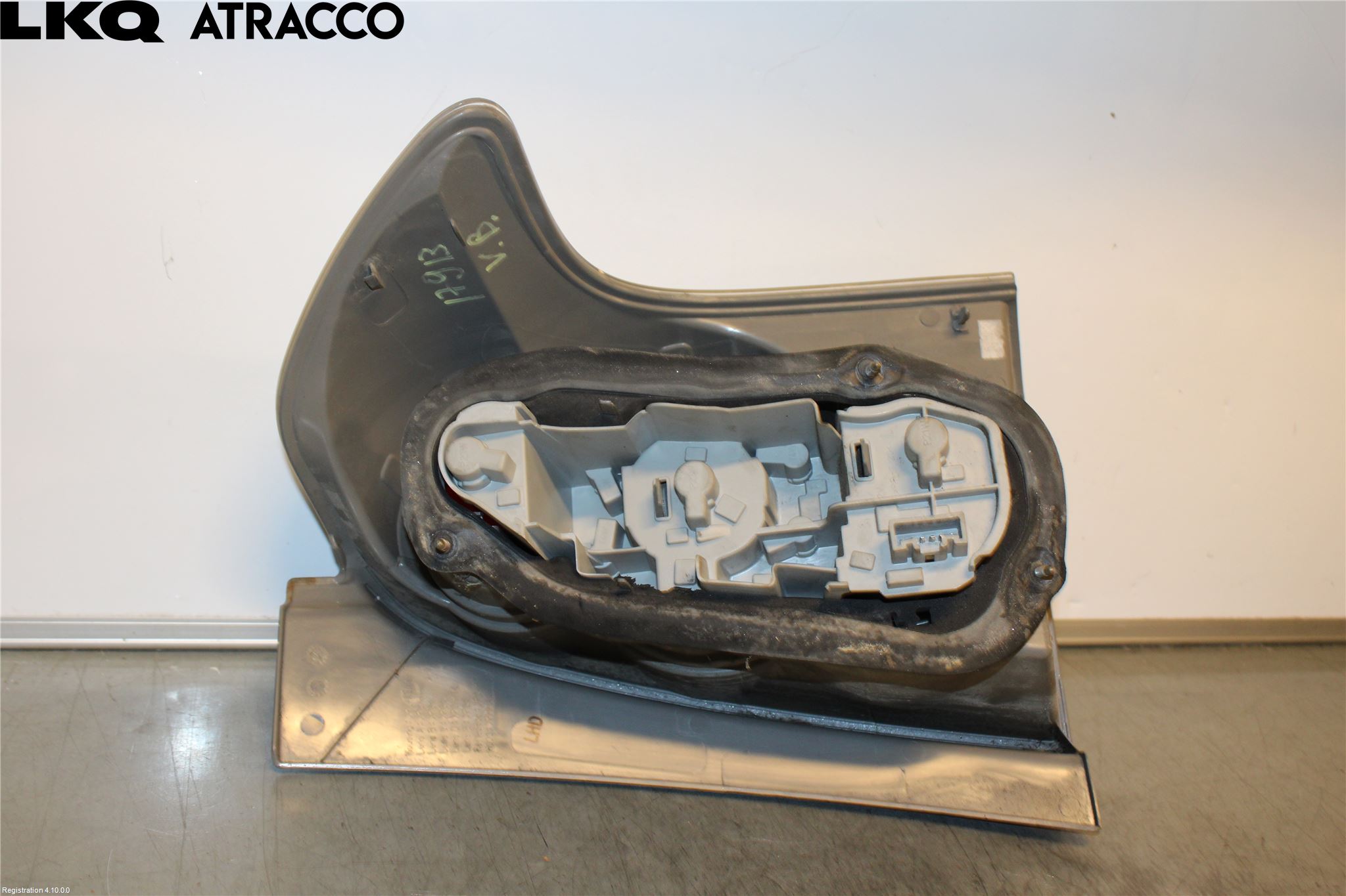 Toyota COROLLA VERSO 04-07 Baklykt Venstre