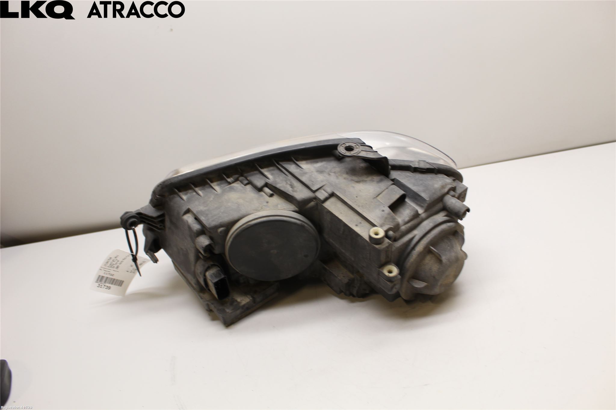 Volkswagen VW TOURAN 03-10 Frontlykt Høyre