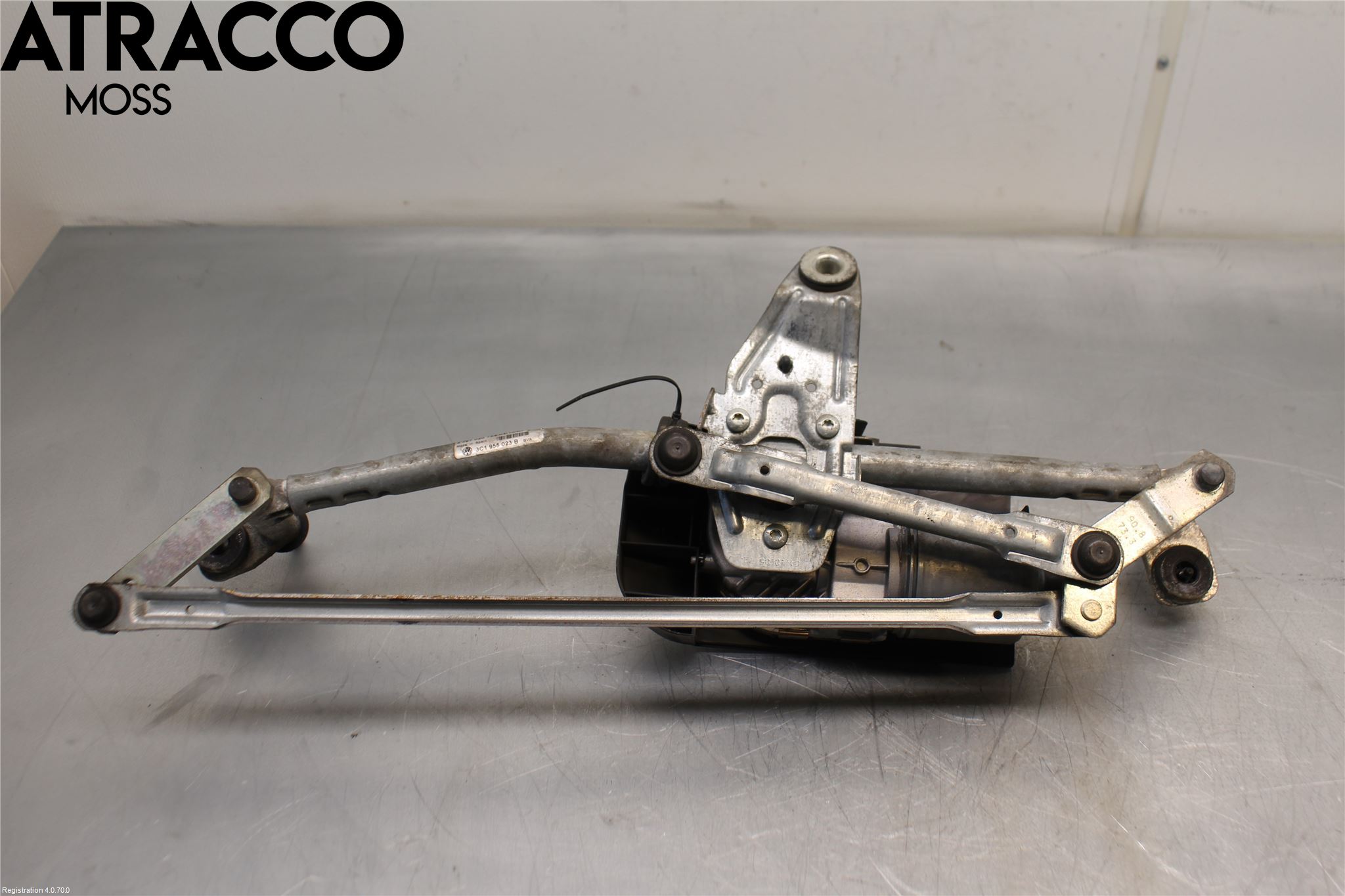 Volkswagen VW PASSAT 05-11 Viskermotor Frontrute