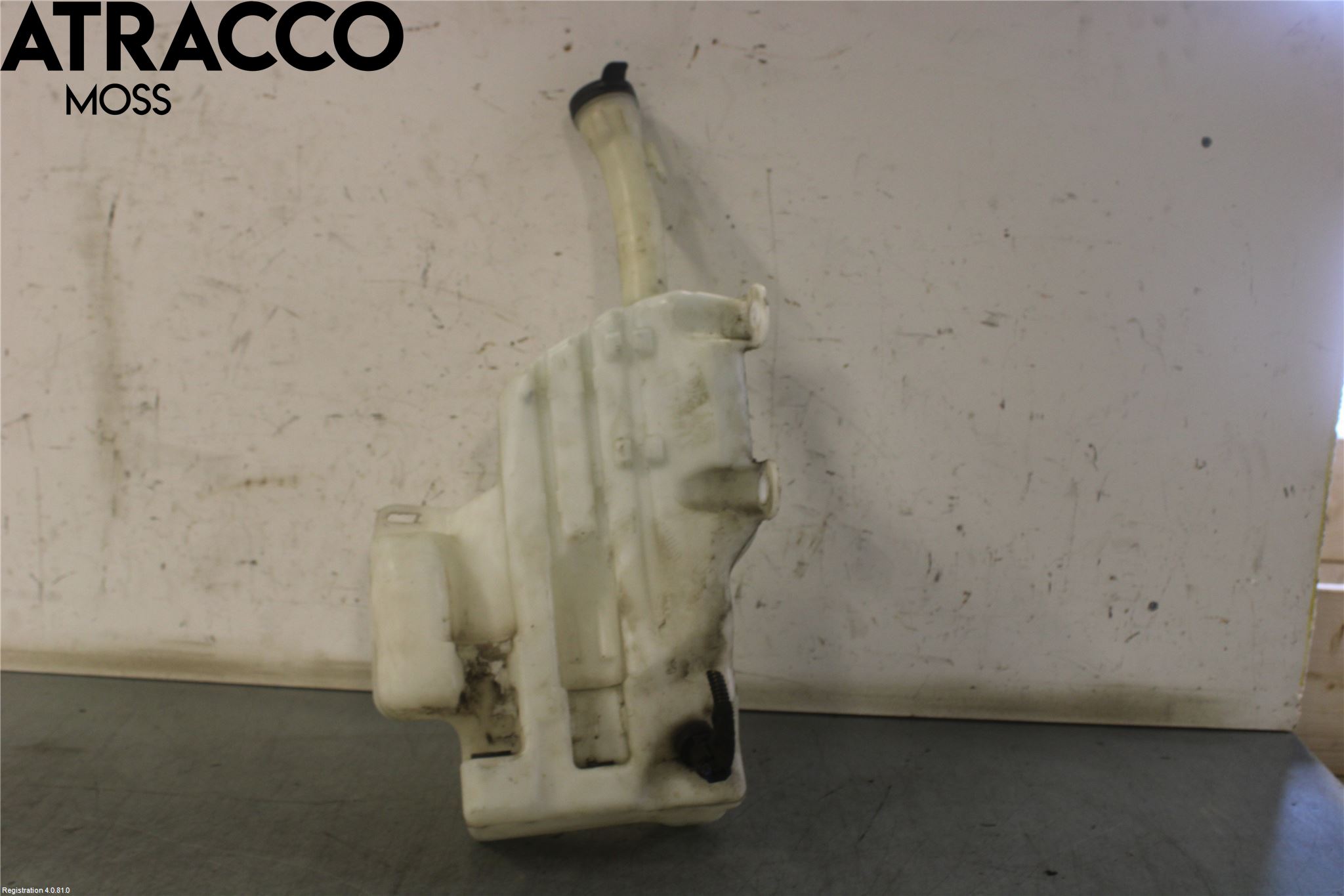 Opel INSIGNIA 09-16 Spylerbeholder Frontrute-Lykte