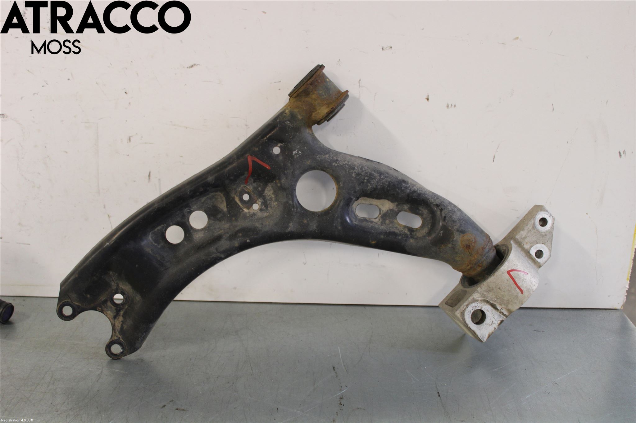 Volkswagen VW TOURAN 10-15 Bærearm Foran Venstre Nedre