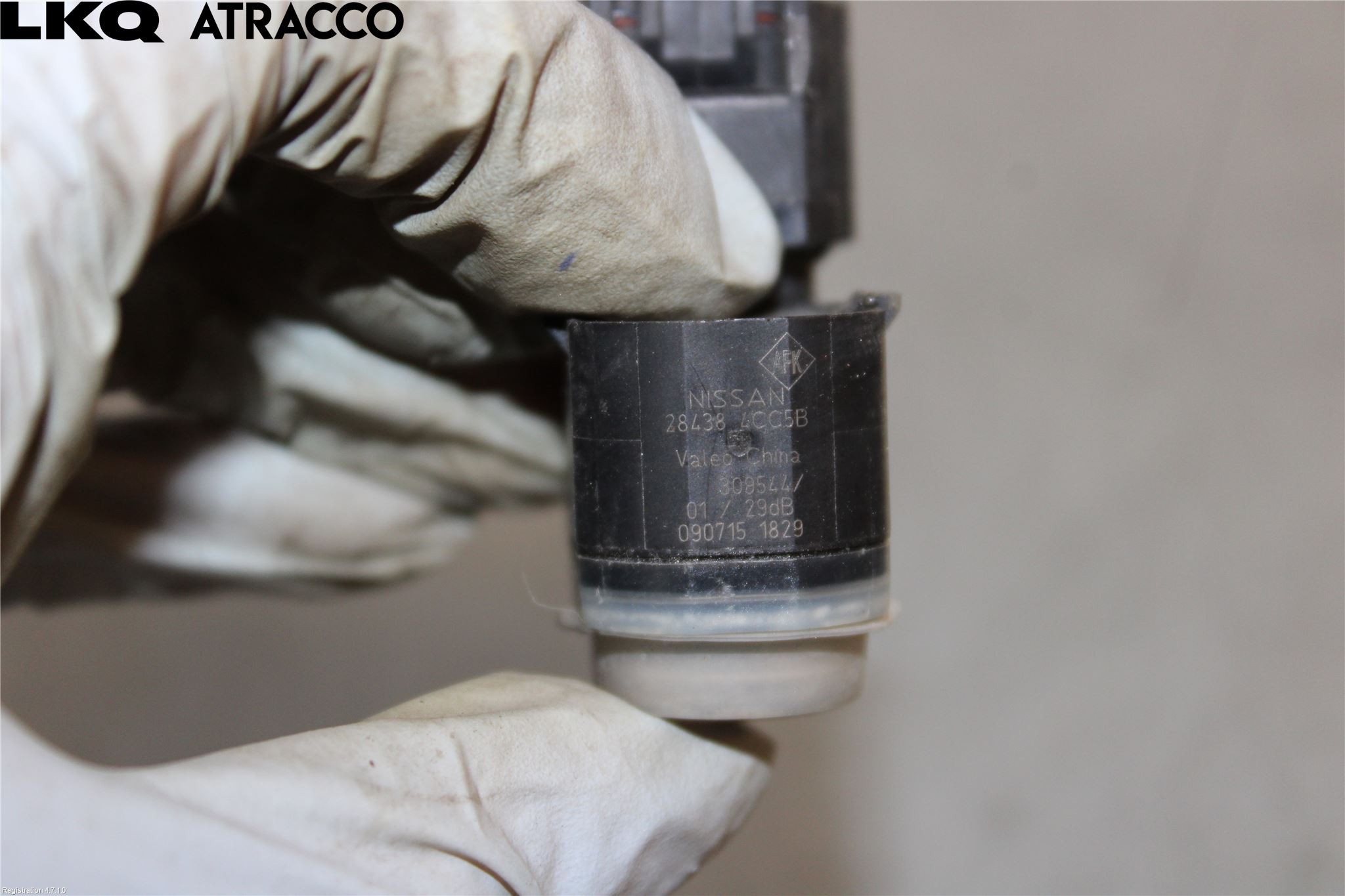 Nissan X-TRAIL 14-21 Sensor Parkering Front