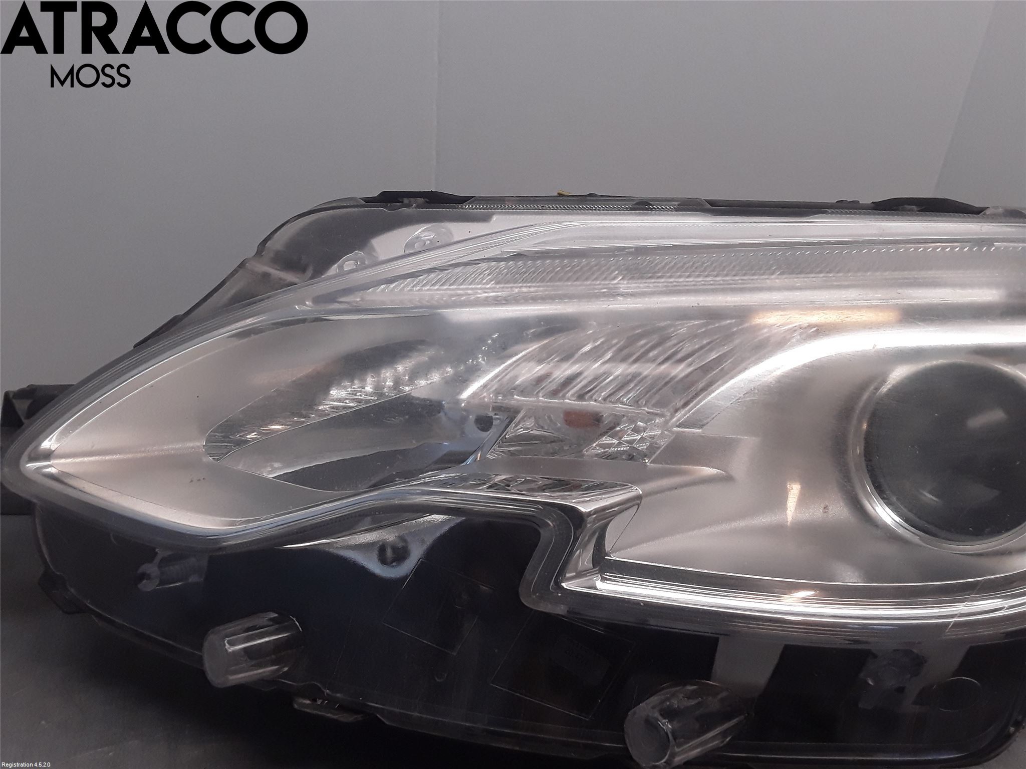 Peugeot 2008 13-20 Frontlykt Venstre