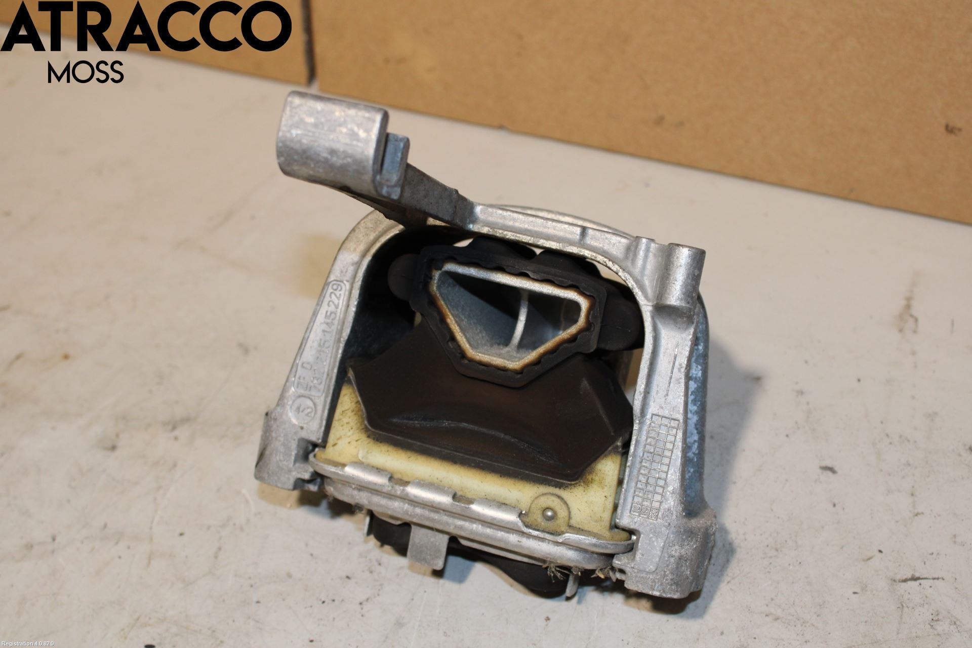 Volkswagen VW GOLF / E-GOLF VII 13-20 Motor Feste Stål-Alu