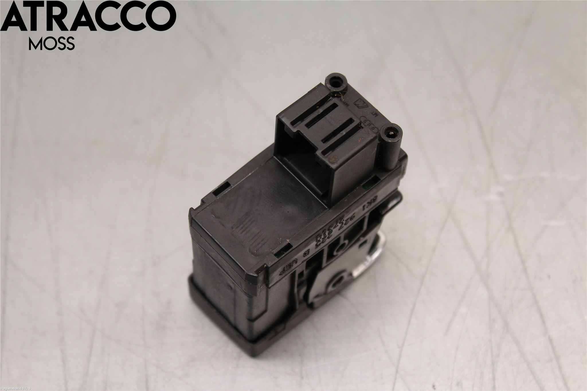 Audi Q5 09-16 Bryter Parkeringsbrems