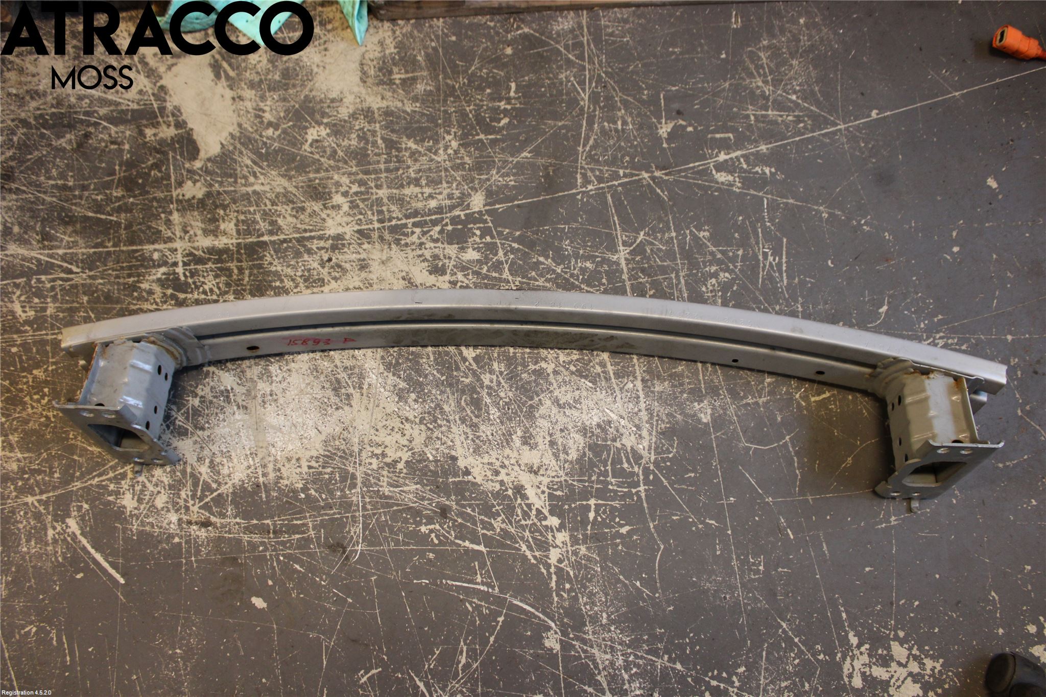 Toyota AURIS 13-19 Støtfanger Foran Bjelke