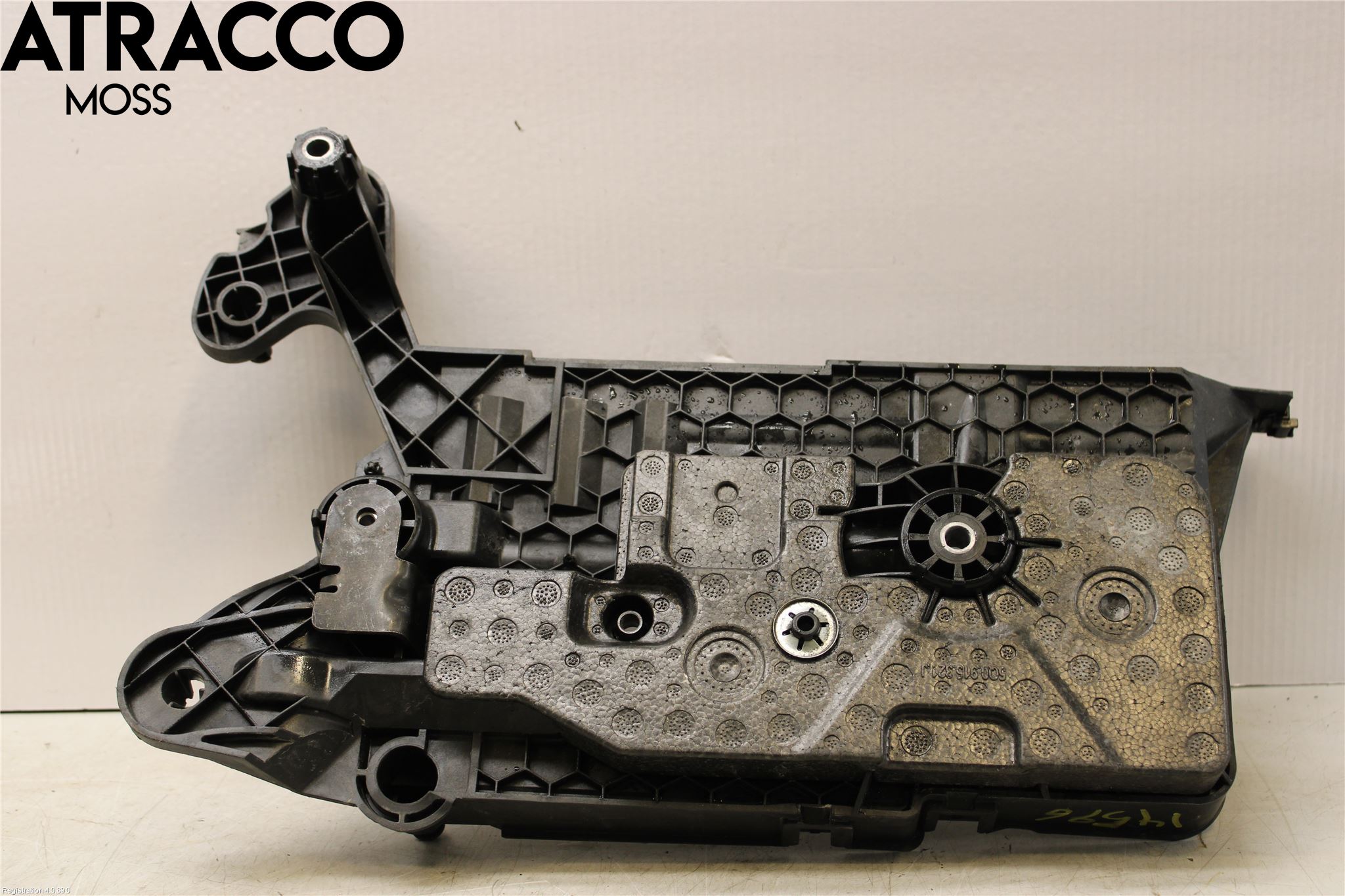 Skoda SUPERB 16-24 Batterikasse - Feste - Holder