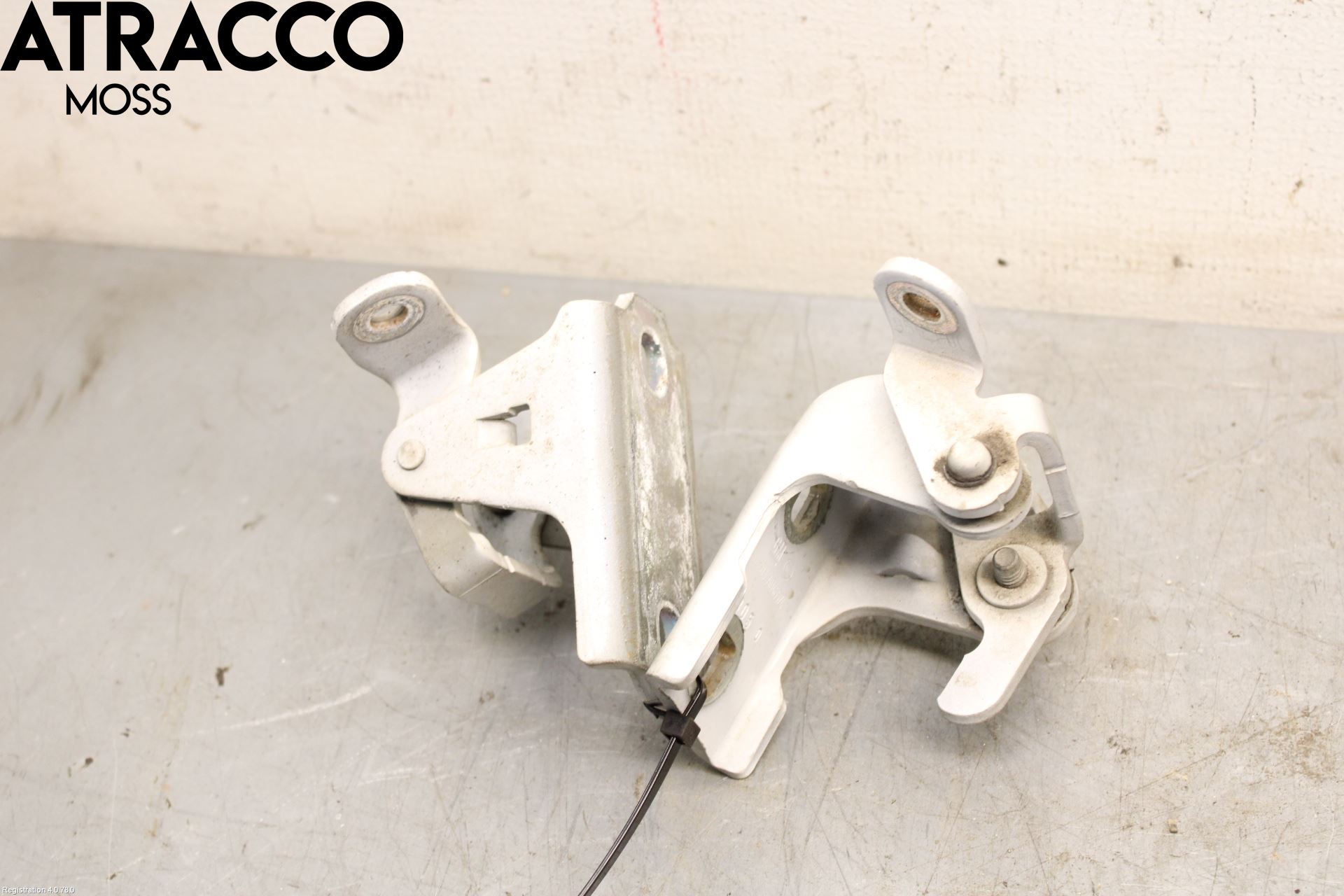 Opel INSIGNIA 09-16 Dørhengsel