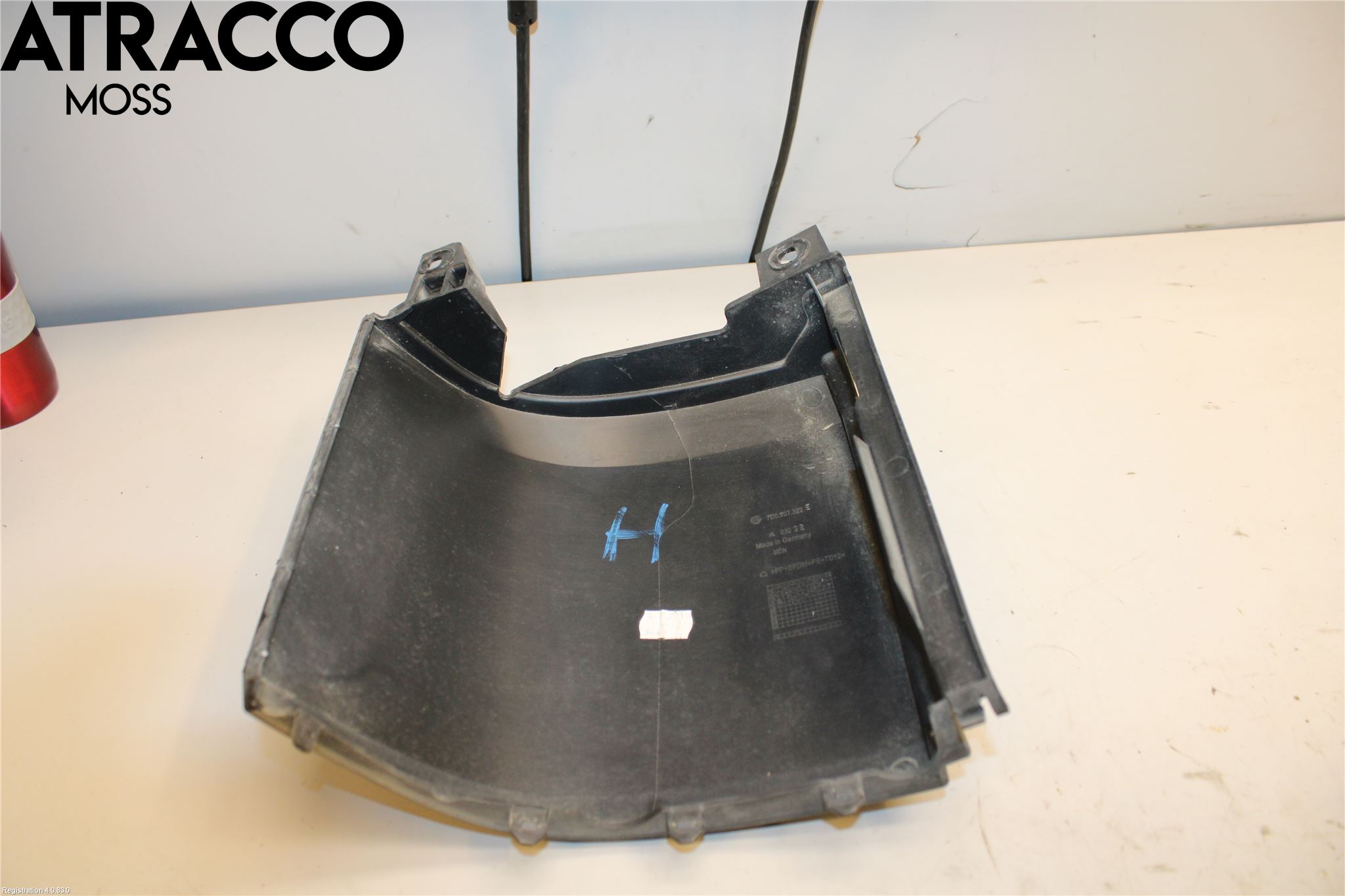 Volkswagen VW TRANSP/CARAVELLE (T6) 16-22 Støtfanger Bak Hjørne Høyre