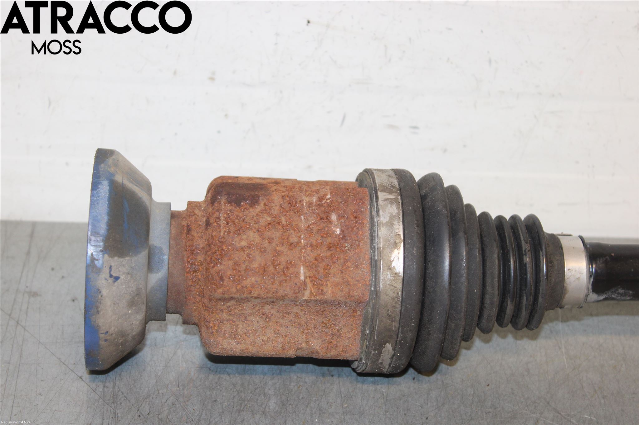 Audi Q3 8U 12-18 Drivaksel Foran Kompl Høyre