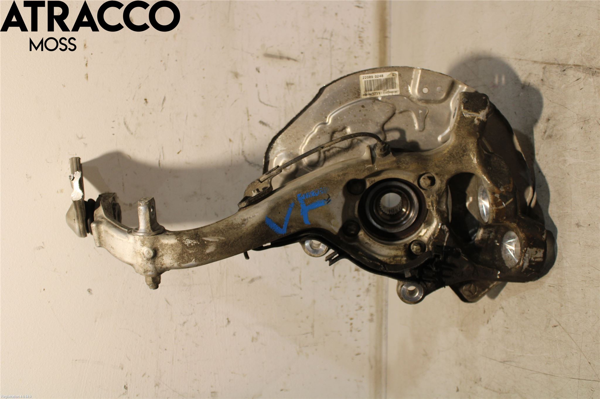 Mercedes-Benz MB C-KLASS (W205) 14-21 Spindel Vf