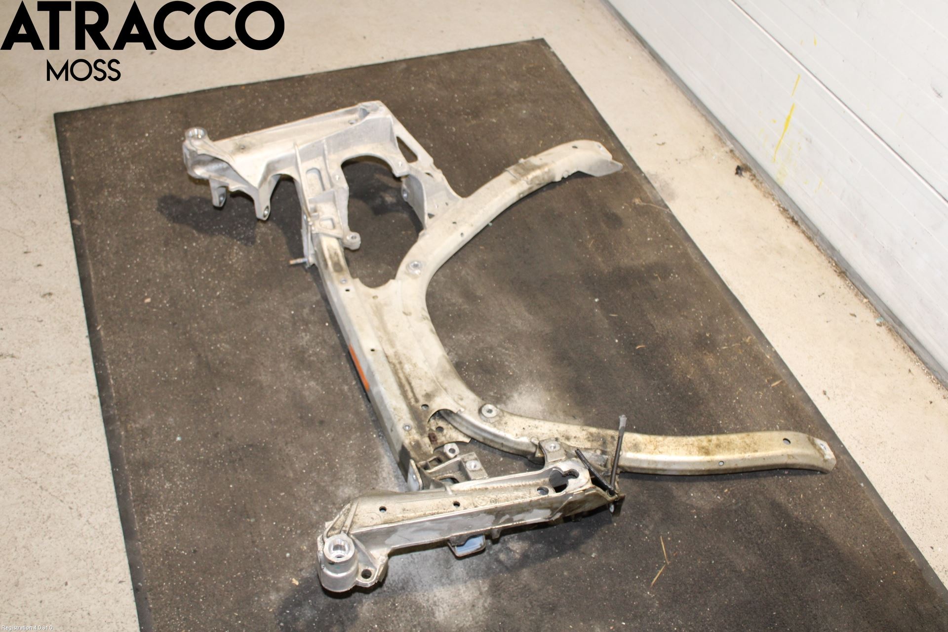 BMW 5 E60/61 Sed/Tou 02-10 Travers Feste