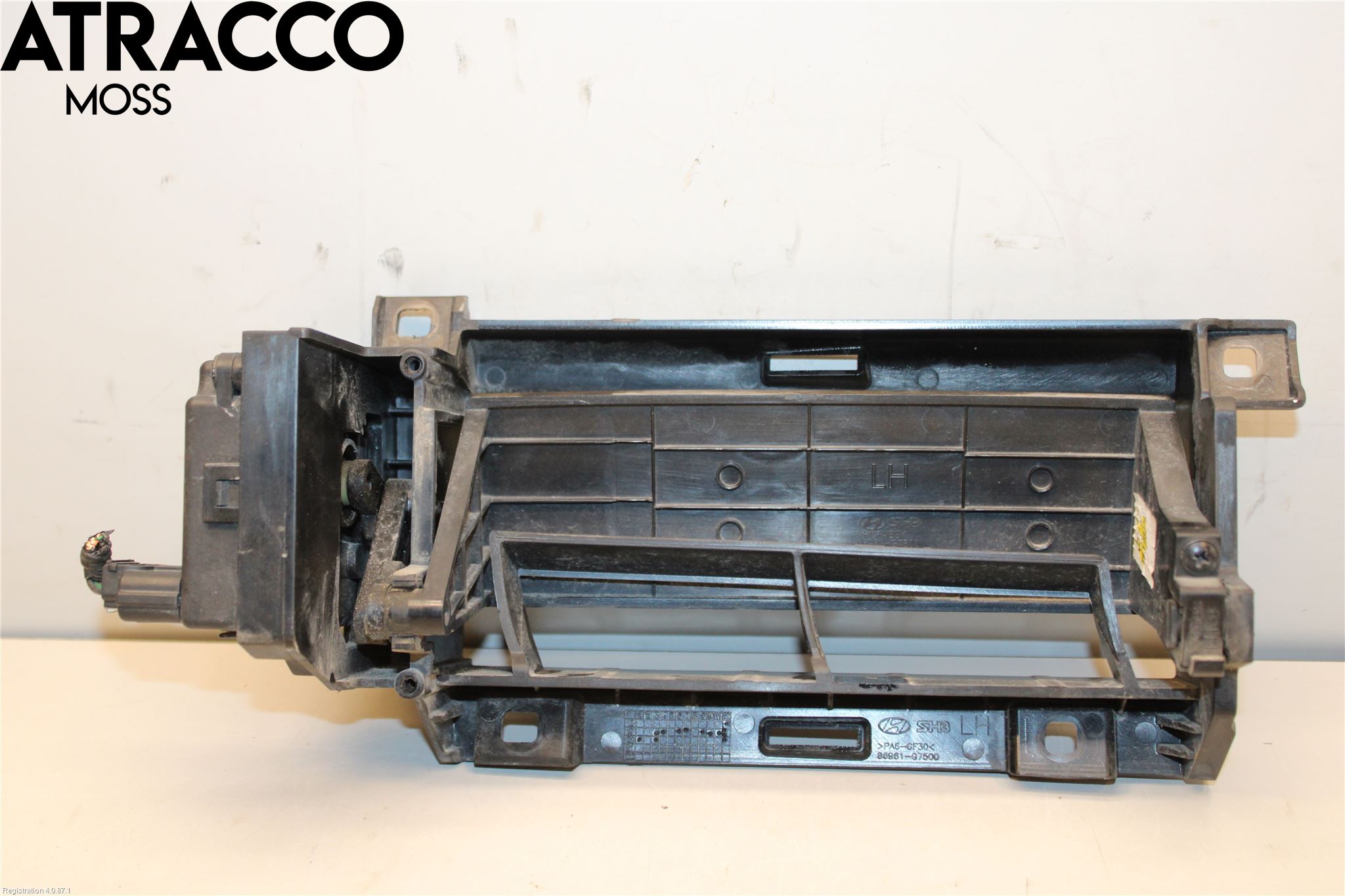 Hyundai IONIQ AE 17-22 Grilldel Venstre
