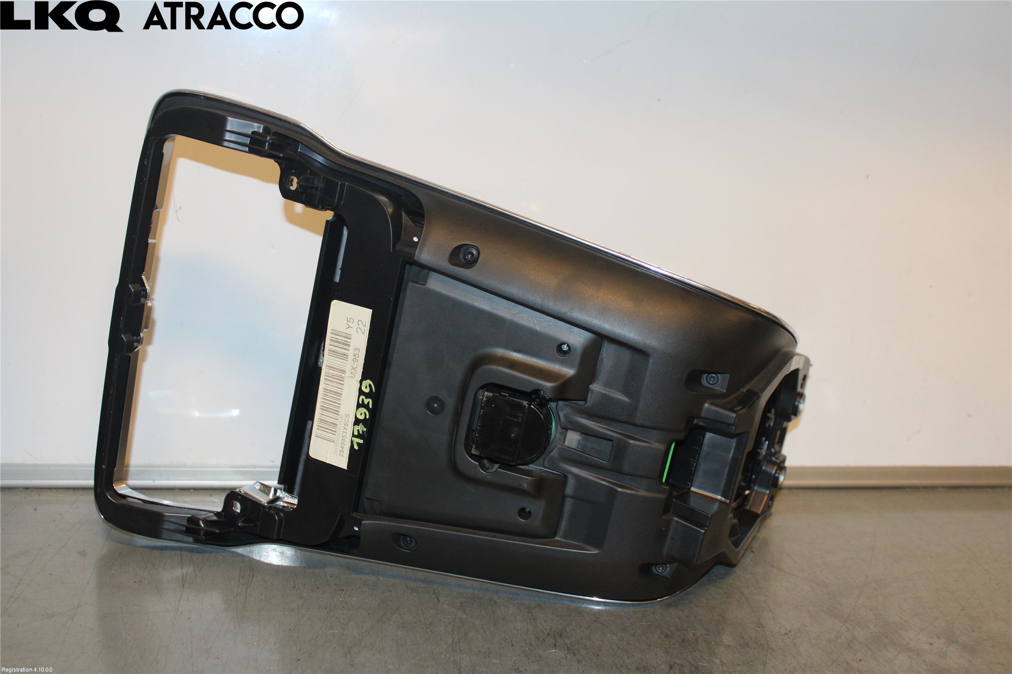 Volvo V40 12-19 Instrumentkonsoll Midt