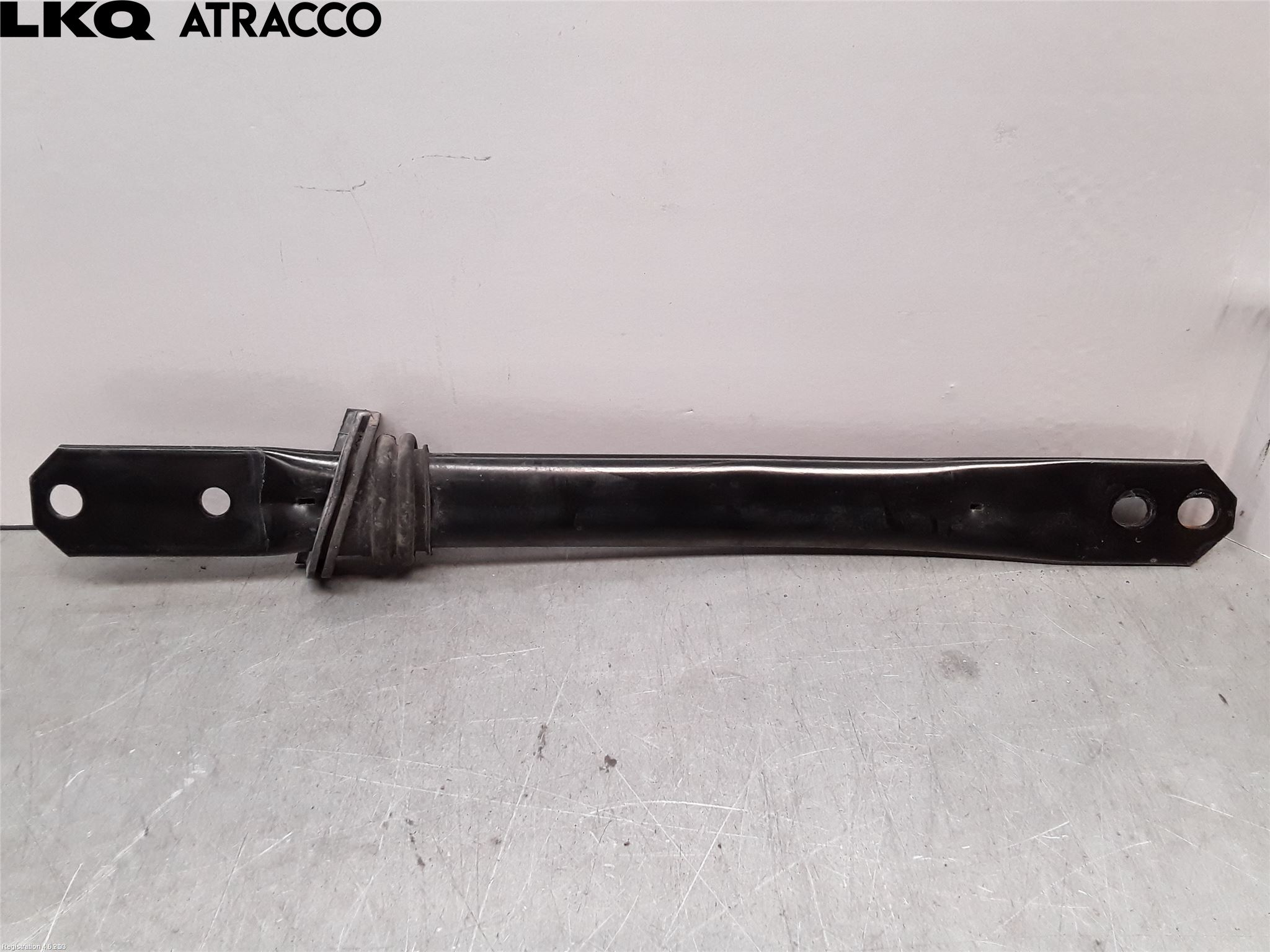 Jaguar F-PACE Fjærbeinstag