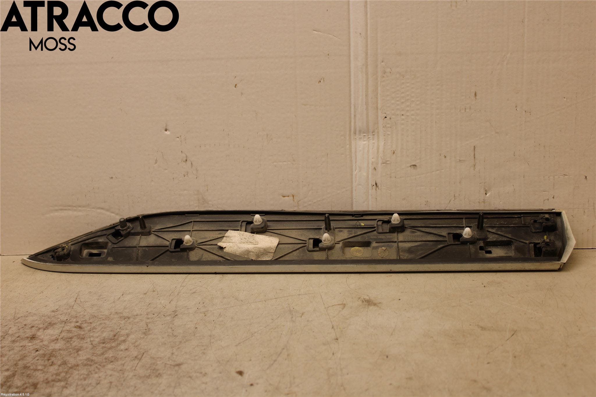 Skoda SUPERB 16-24 Dør Dekorlist Vf