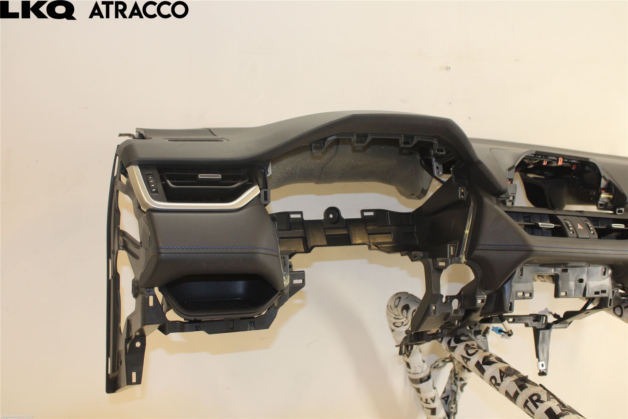 Toyota RAV4 19- Dashbord