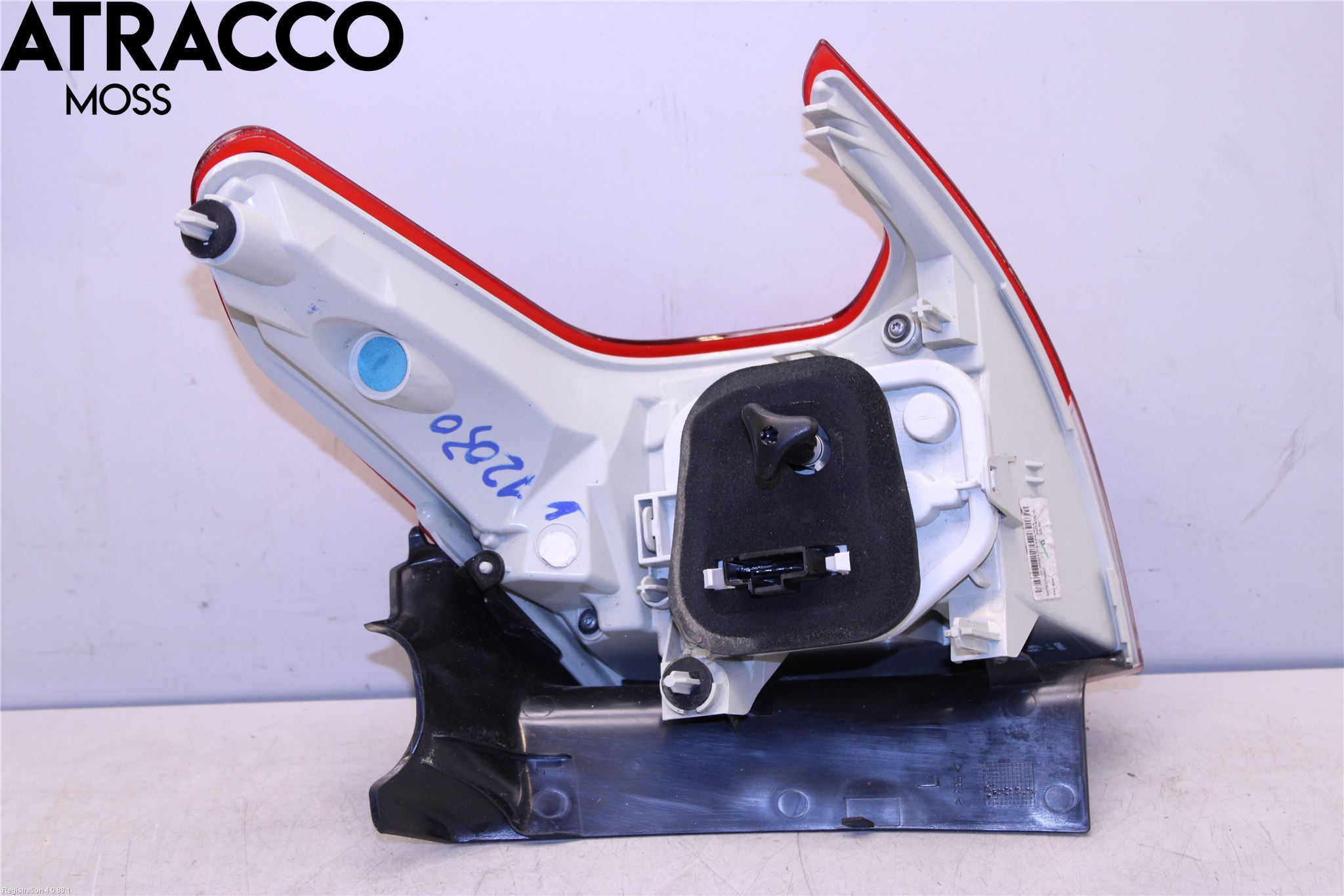 Peugeot 2008 13-20 Baklykt Venstre