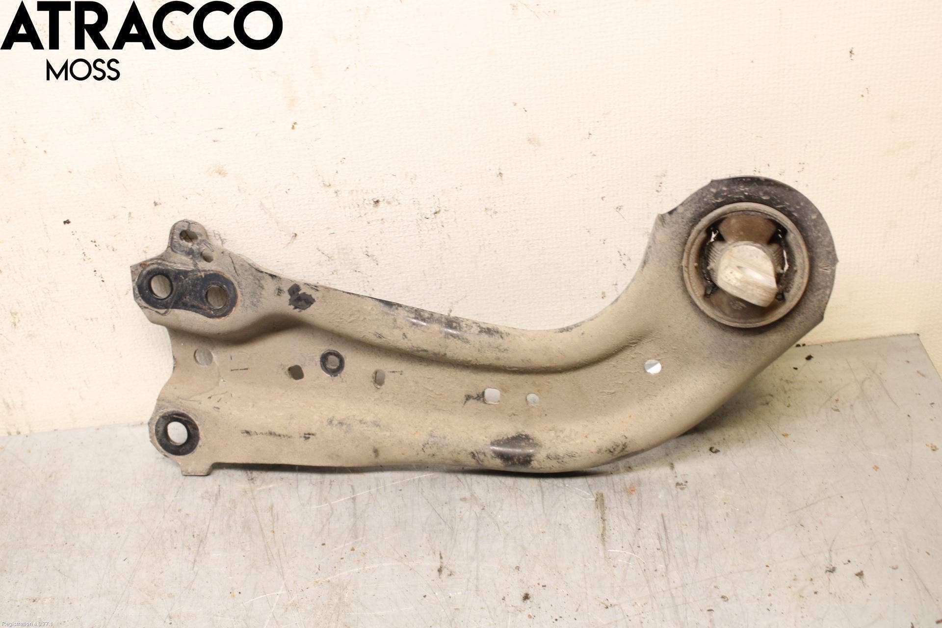 Toyota RAV4 19- Bærearm Bak Høyre