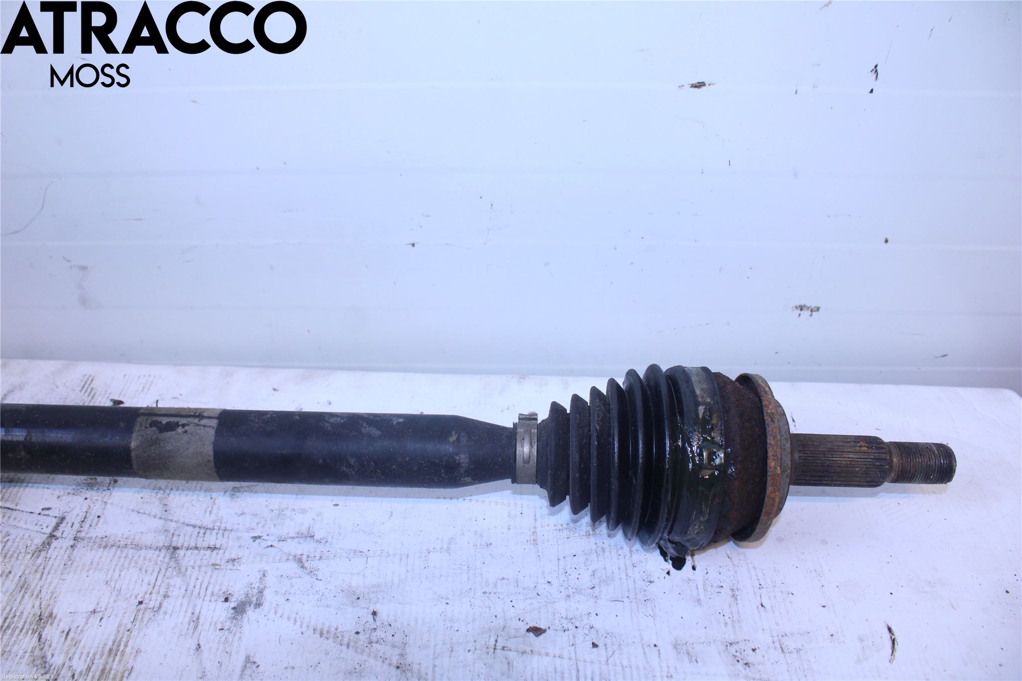 Toyota AVENSIS 09-15 Drivaksel Foran Kompl Høyre