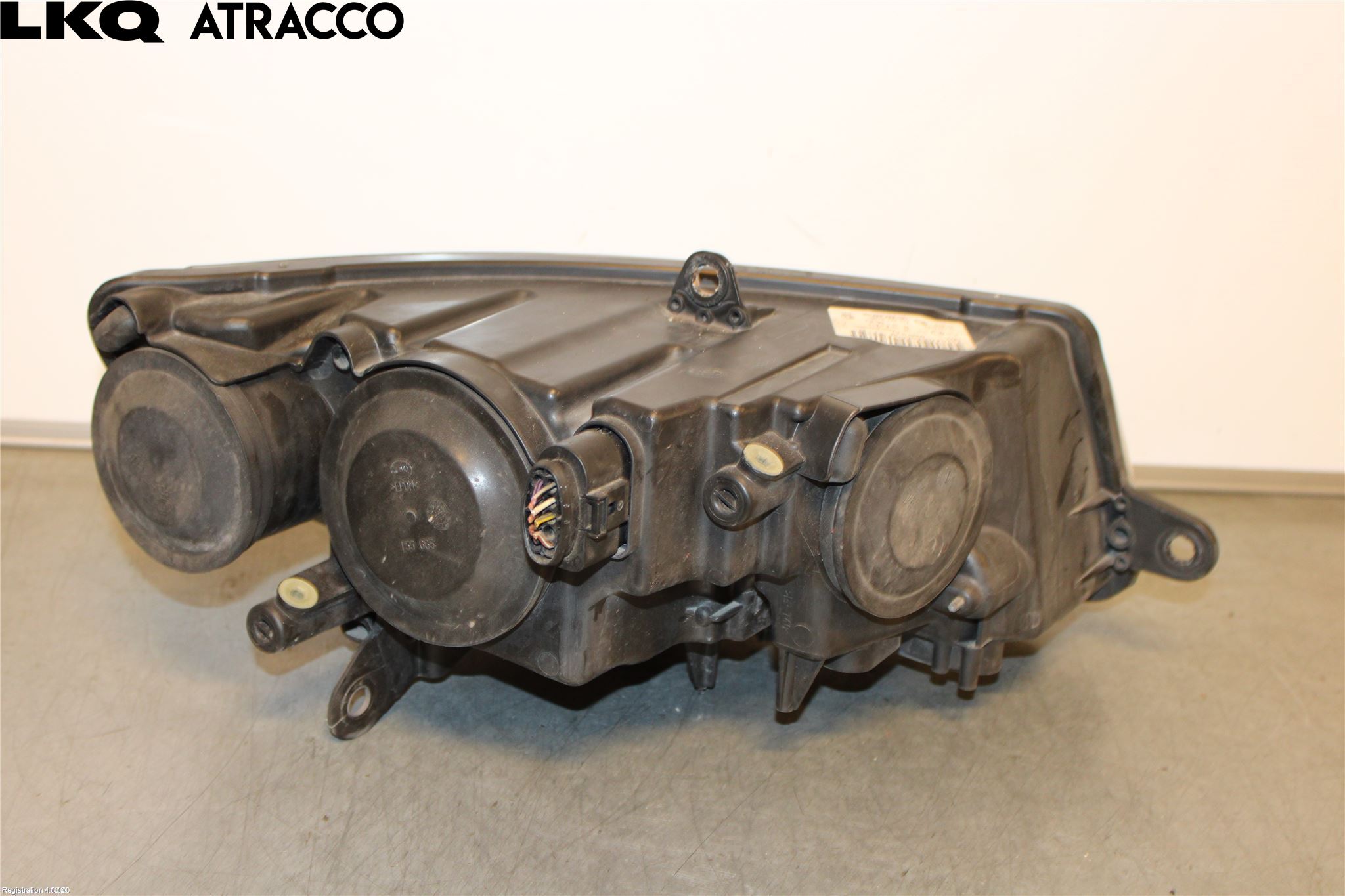 Skoda SUPERB 09-15 Frontlykt Venstre