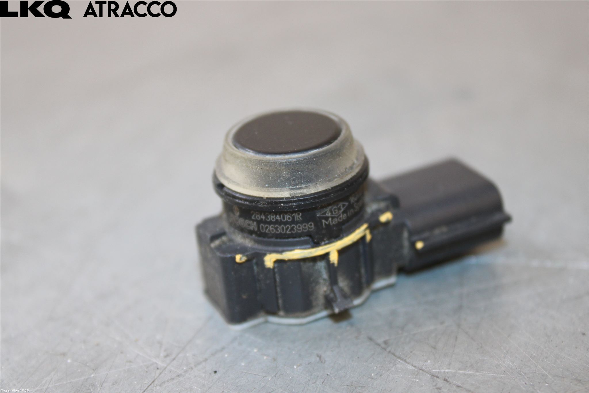 Renault CAPTUR 13-19 Sensor Parkering Front