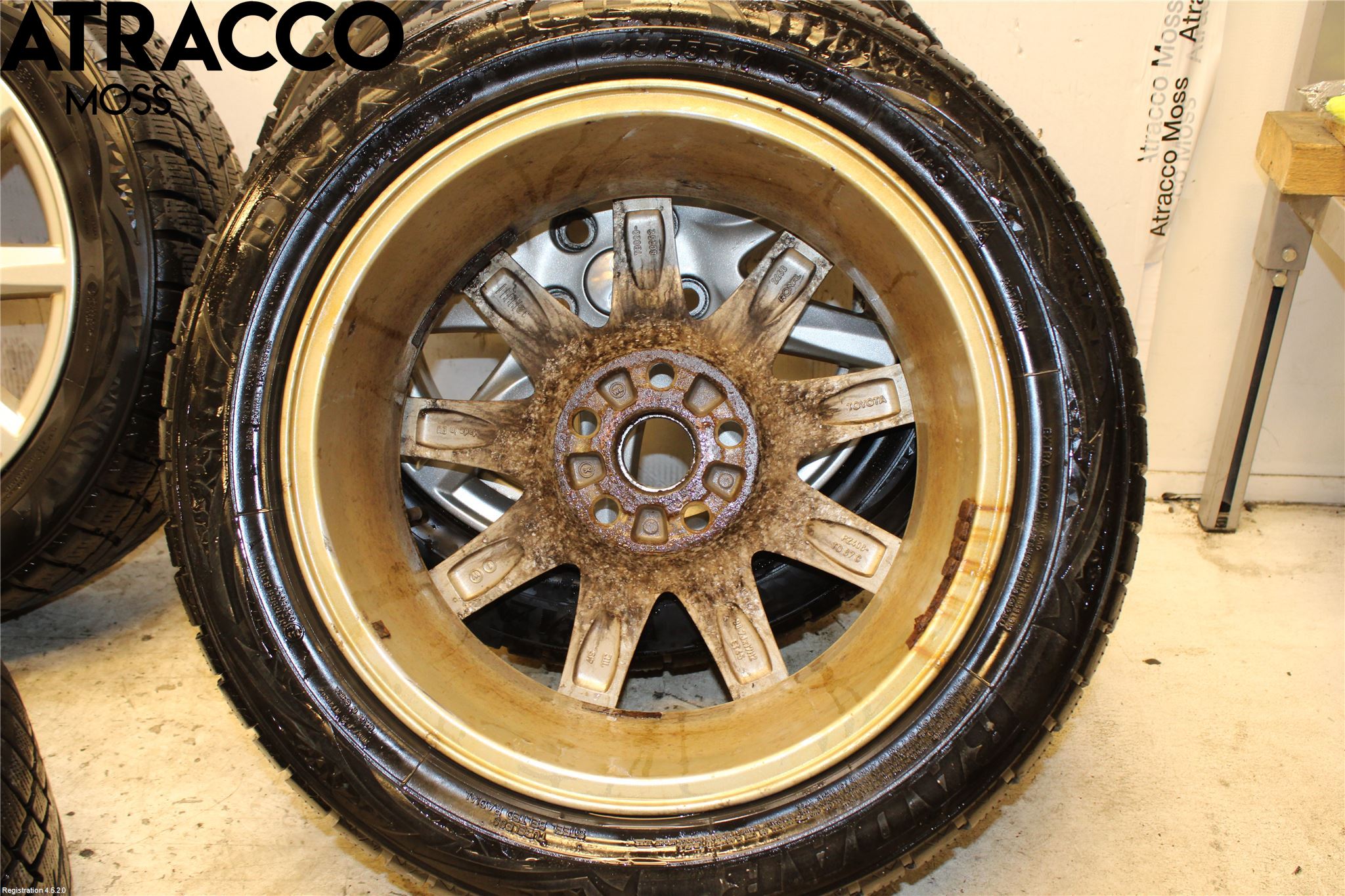 Toyota AVENSIS 09-15 Dekk Sommer På Alu Felg 4Stk