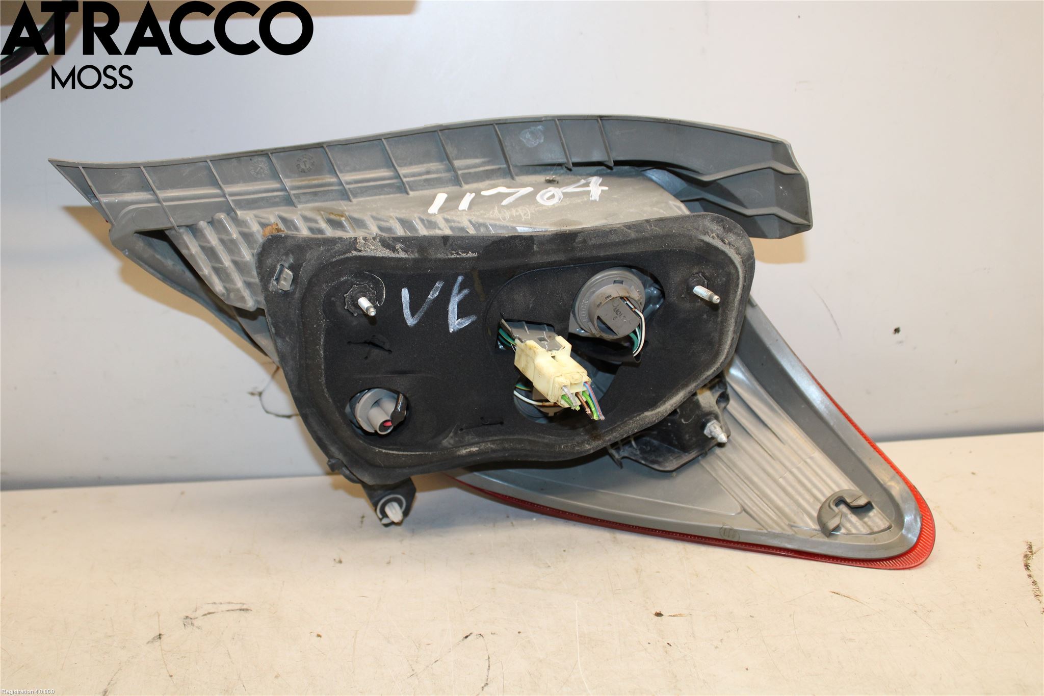 Toyota YARIS XP130 12-14 Baklykt Venstre