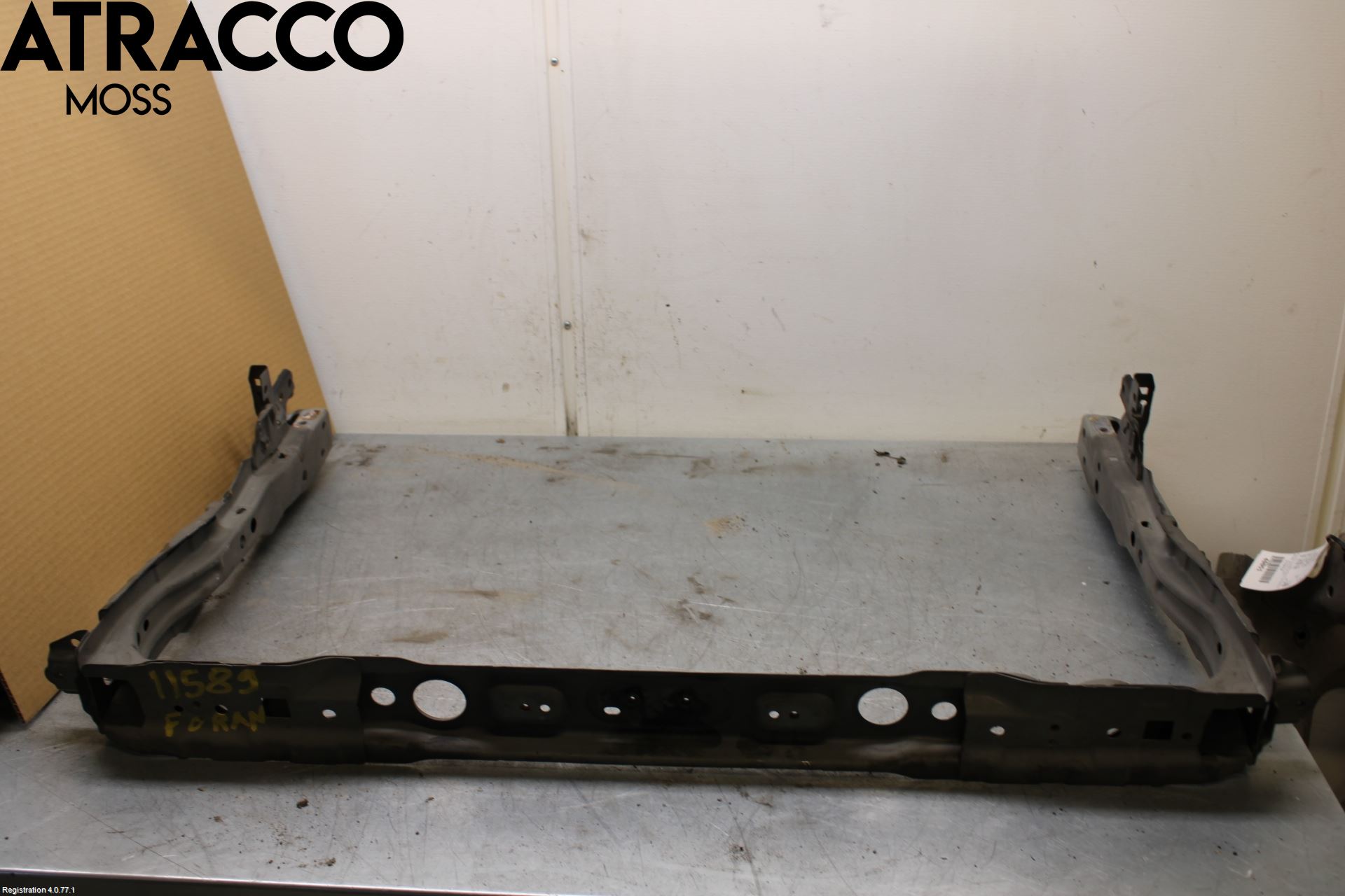 Toyota PRIUS+ ZVW40 12-20 Radiator Feste - Ramme - Bjelk