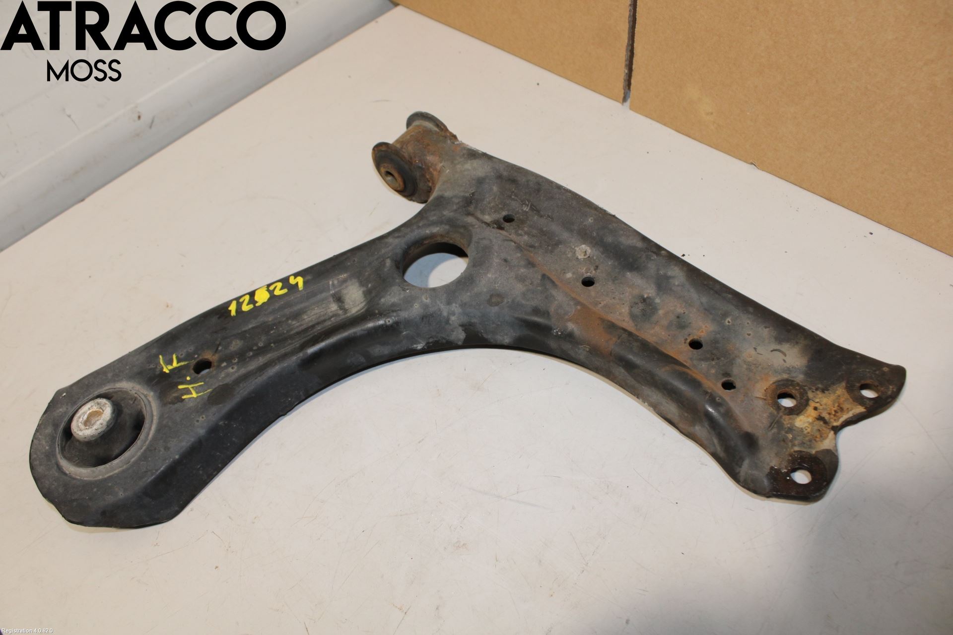 Skoda ROOMSTER Bærearm Foran Høyre Nedre