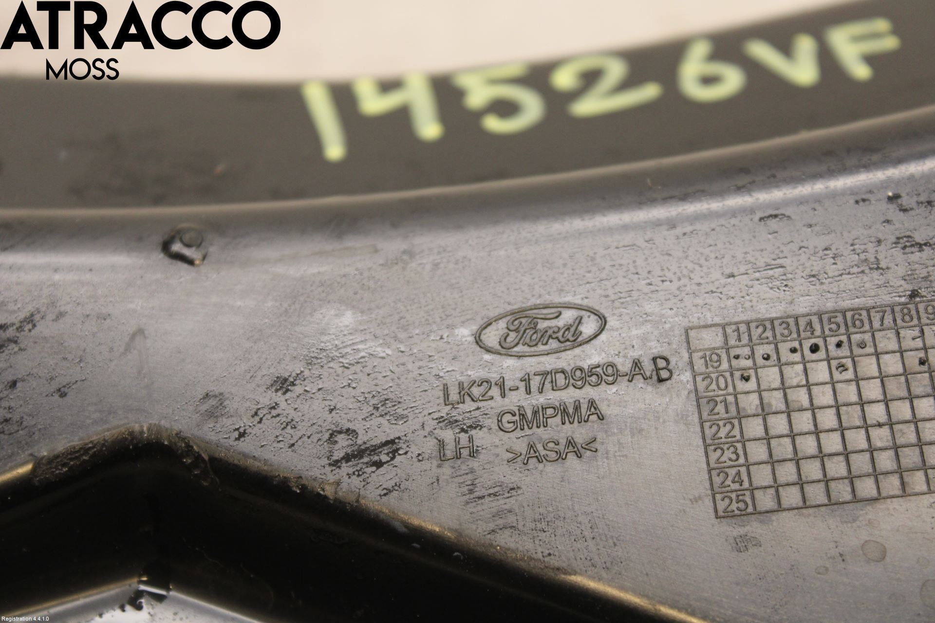 Ford TRANSIT/TOURNEO CUSTOM 13-24 Frontlykt Holder-Feste