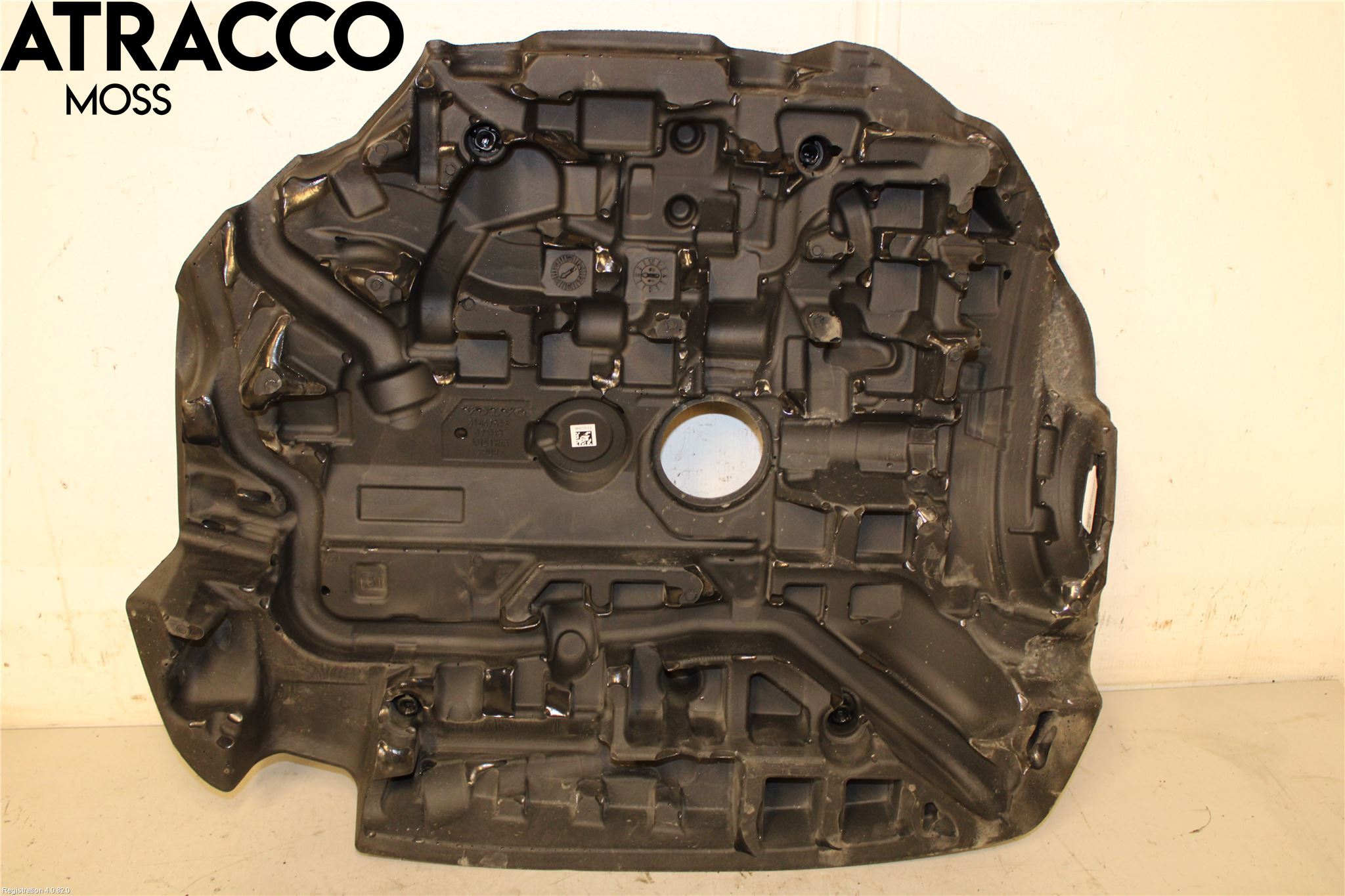 Volvo V60 19- Motor Deksel Over Motor