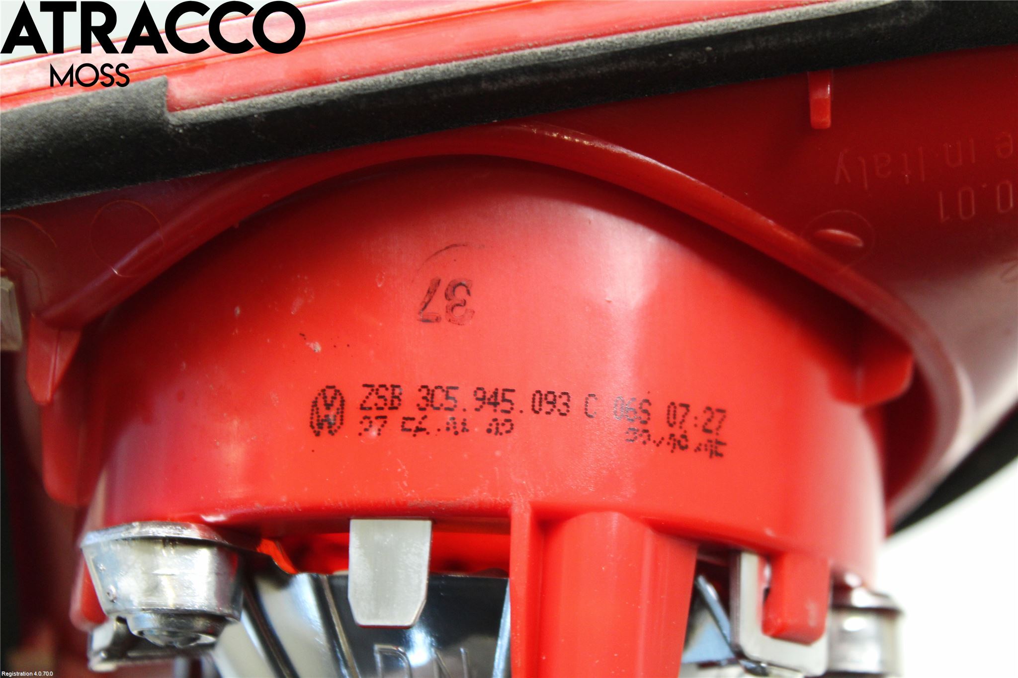 Volkswagen VW PASSAT 05-11 Baklykt Venstre  På Luke(Indre