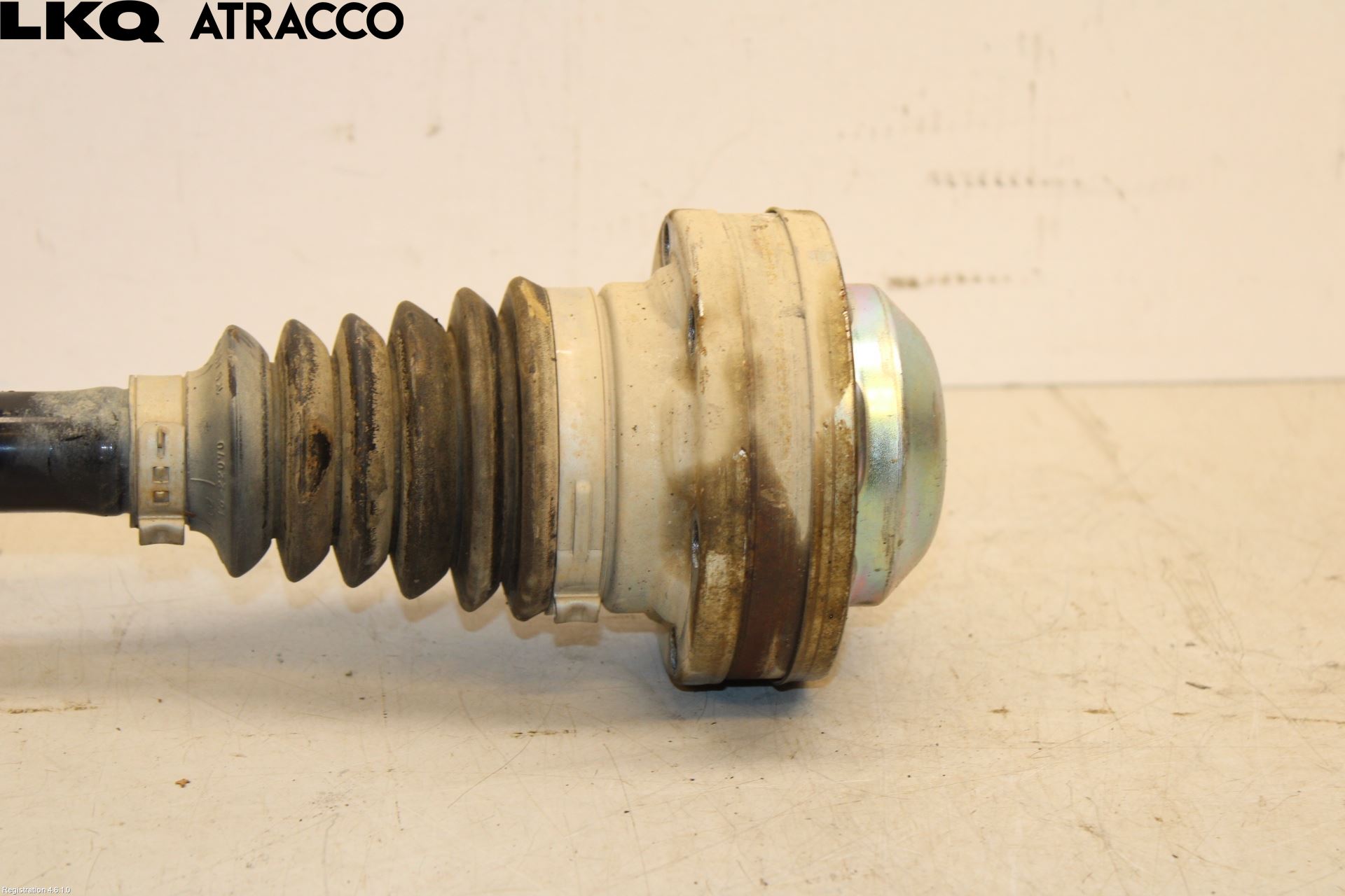 Volkswagen VW CADDY 11-15 Drivaksel Foran Kompl Venstre