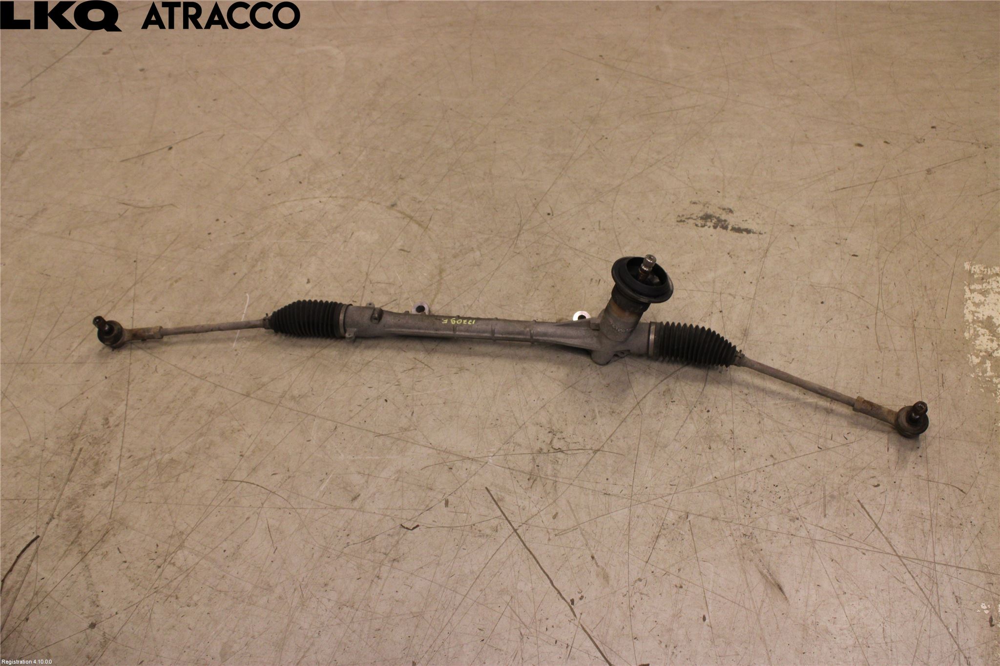 Mitsubishi OUTLANDER 13-21 Servo Snekke - Tannstang