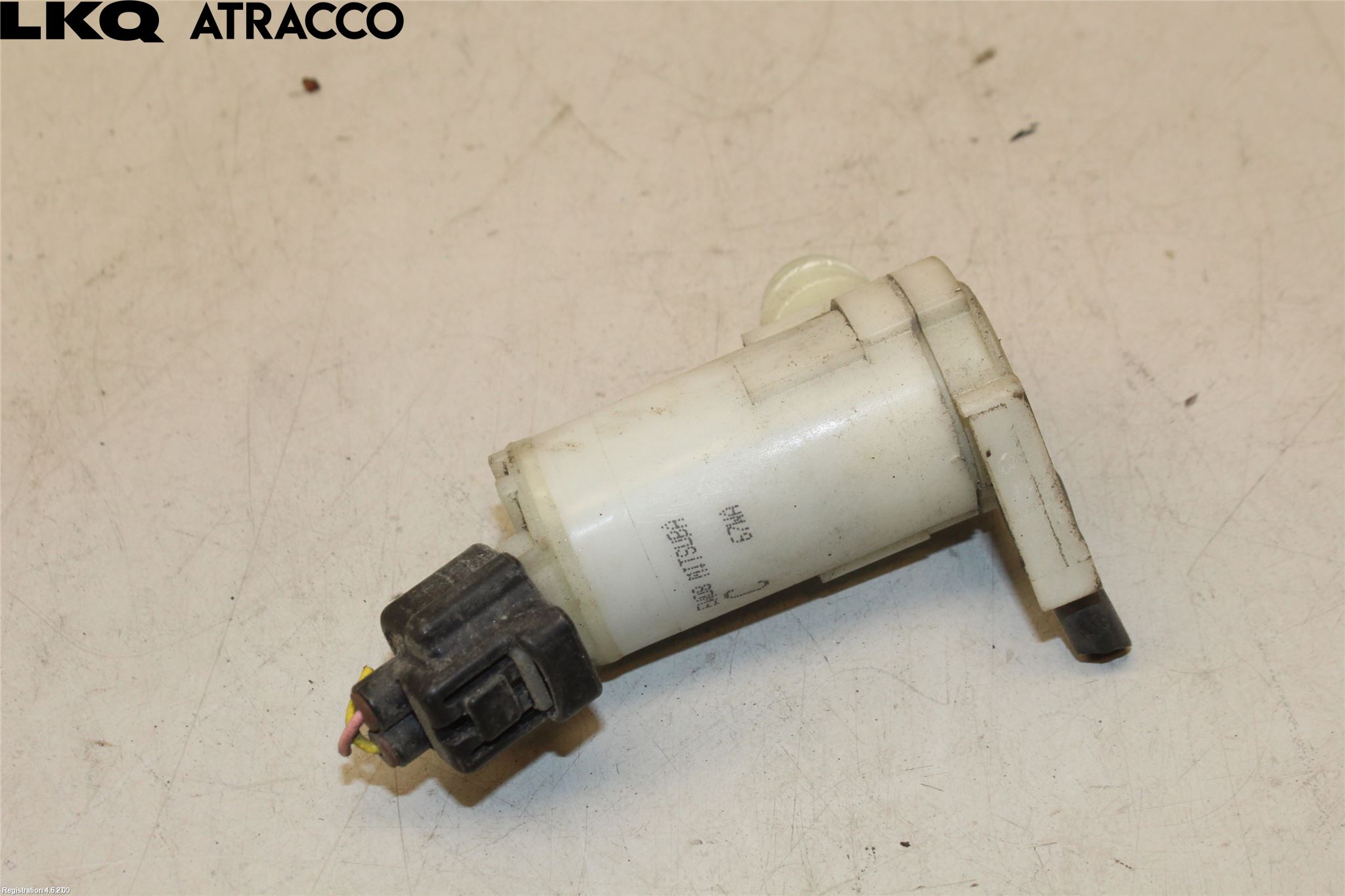 Suzuki VITARA 15- Spylerpumpe Frontrute