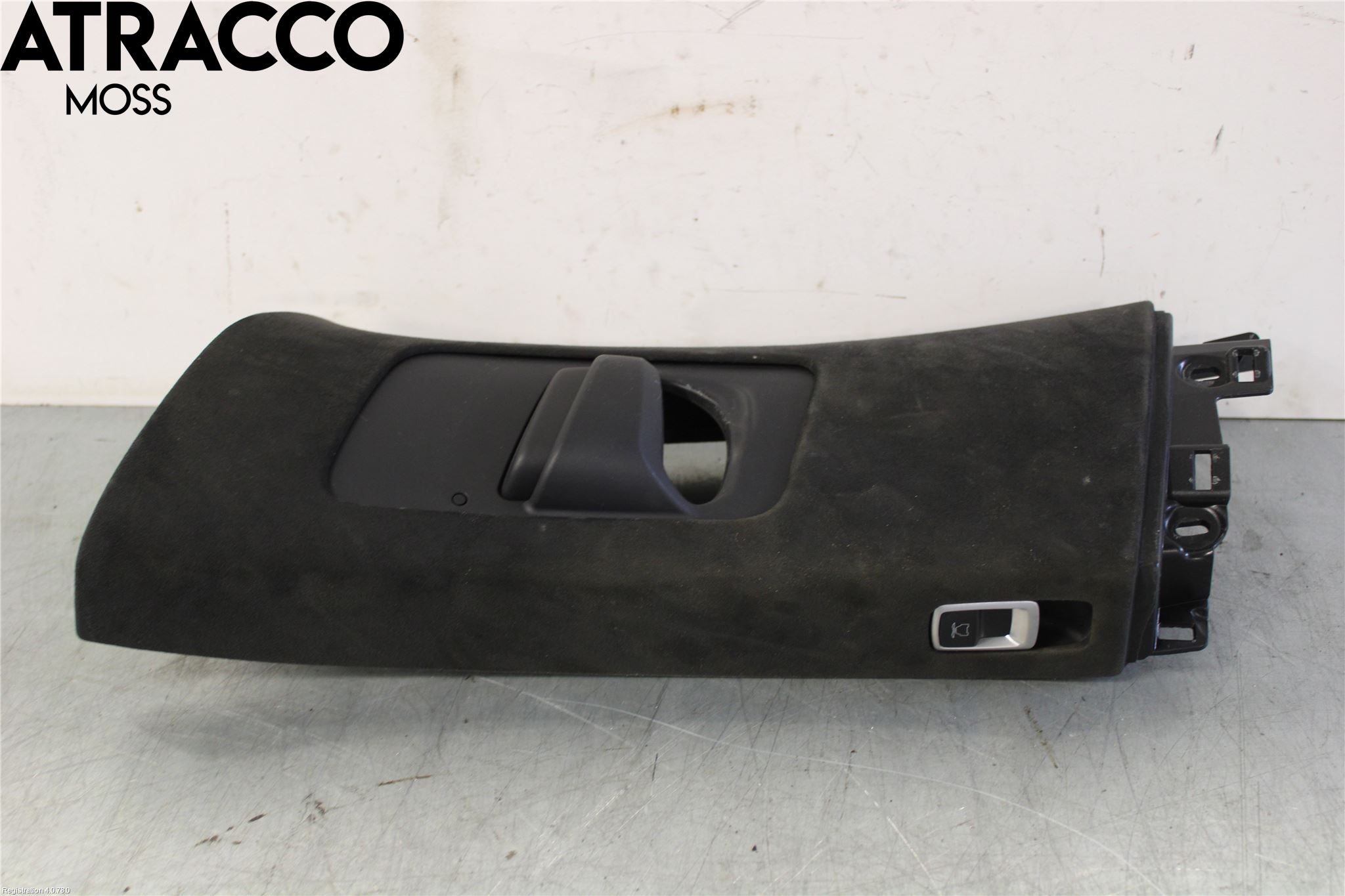 Tesla MODEL X 16- Innr Deksel A-B-C Stolpe