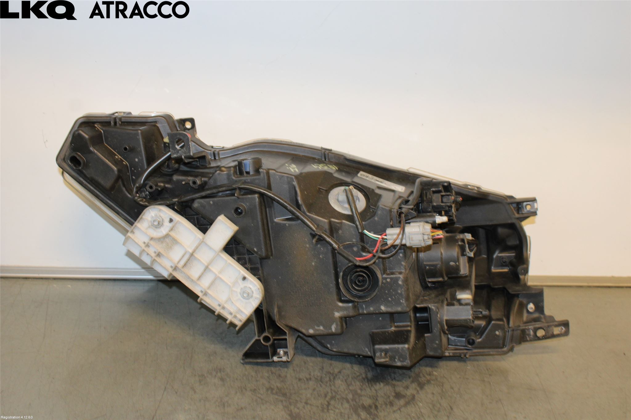 Nissan LEAF 11-17 Frontlykt Høyre