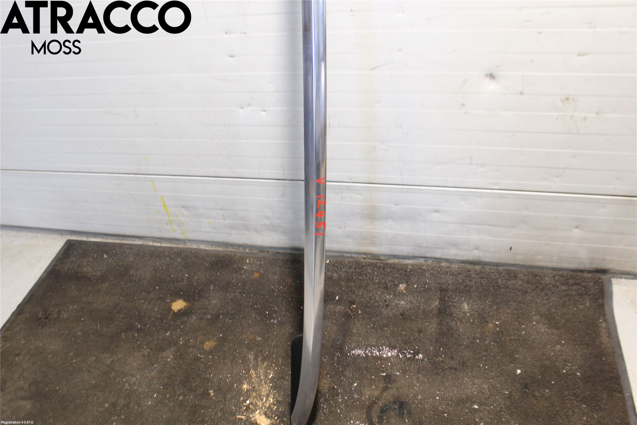 Skoda SUPERB 16-24 Takrails - Stativ