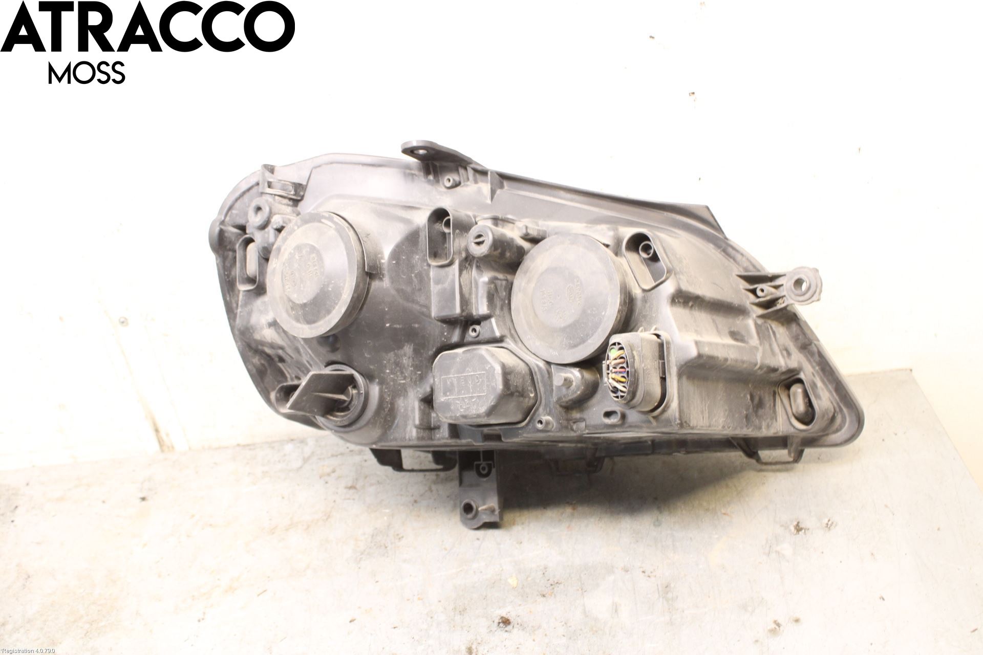 Volkswagen VW POLO 05-09 Frontlykt Venstre