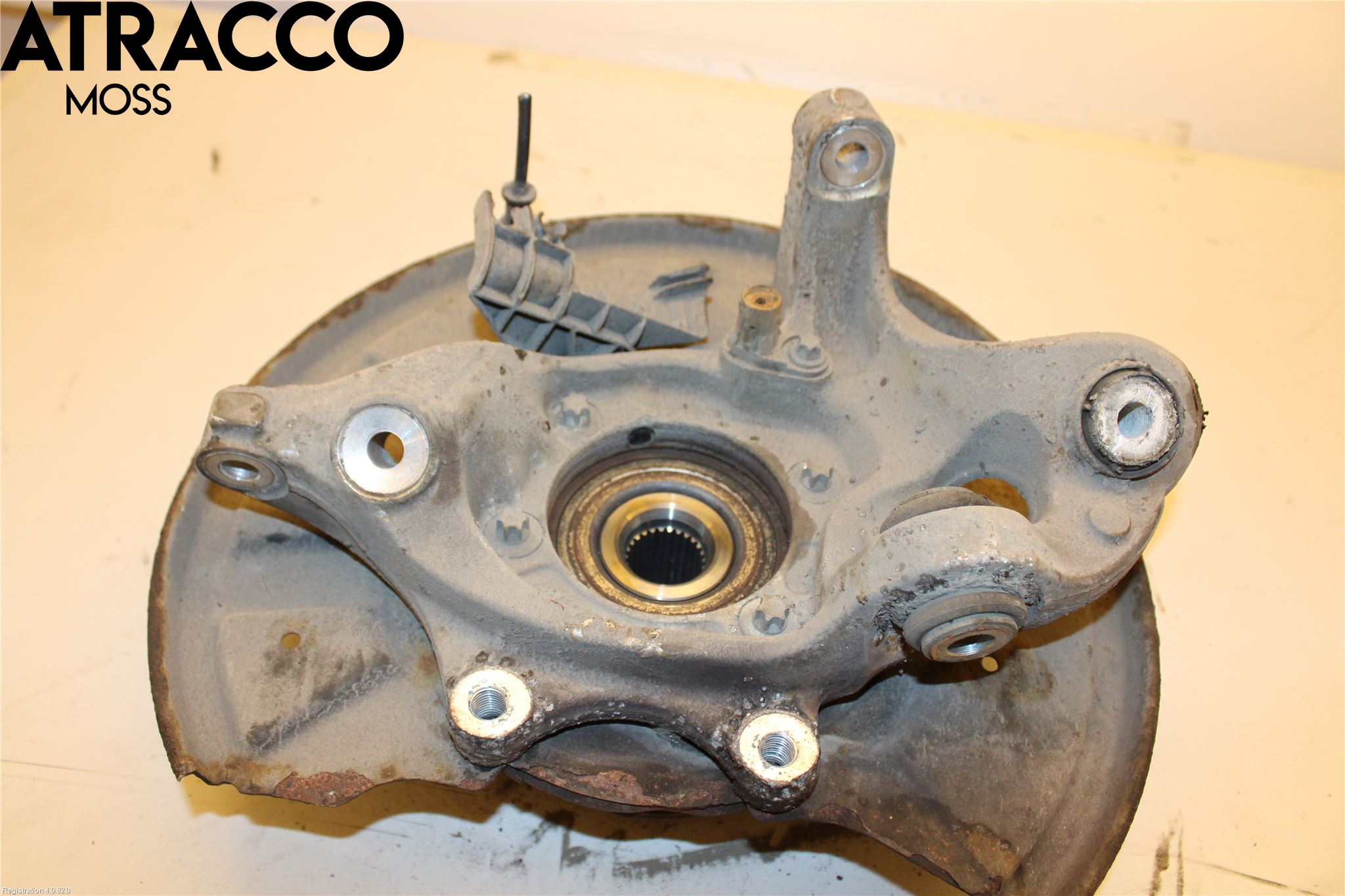 Mercedes-Benz MB E-KLASS (W212) 09-16 Spindel Vb