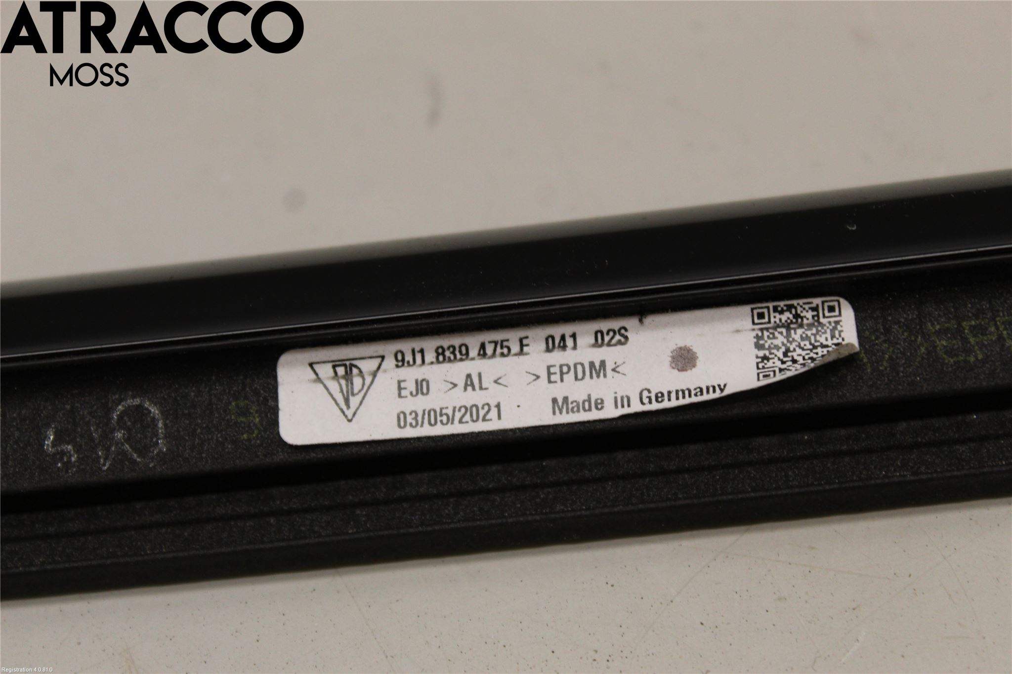 Porsche TAYCAN 20- List Venstre Side