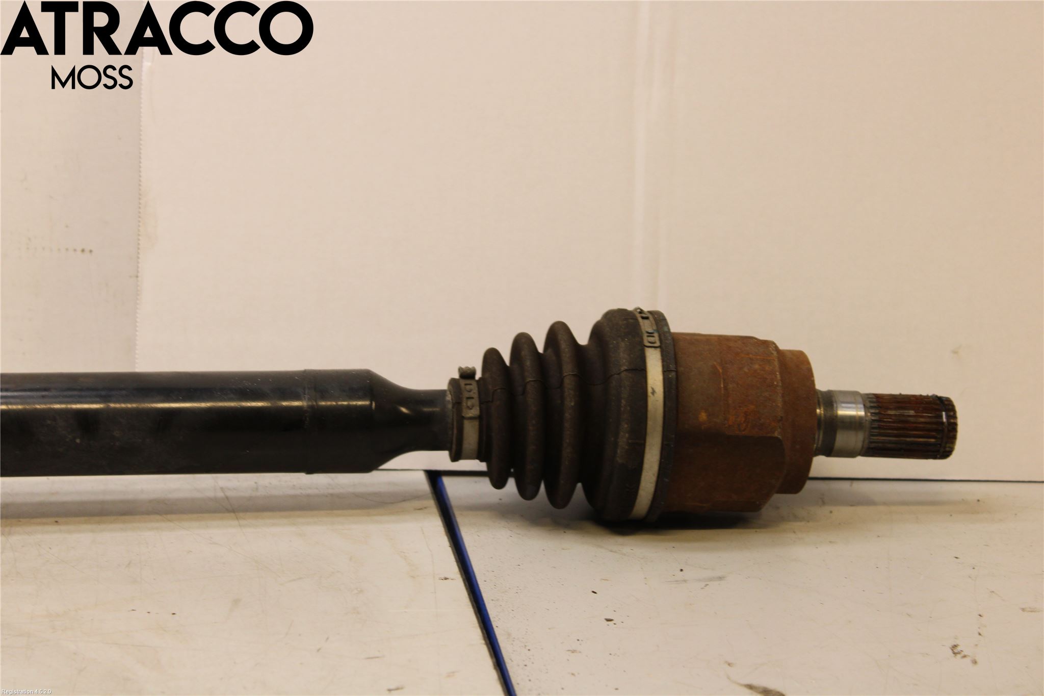 Kia SOUL 09- Drivaksel Foran Kompl Høyre