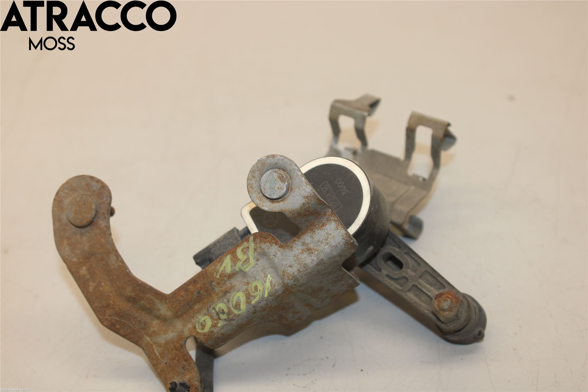 Mercedes-Benz MB E-KLASS (W213) 16-23 Giver Akselerasjon