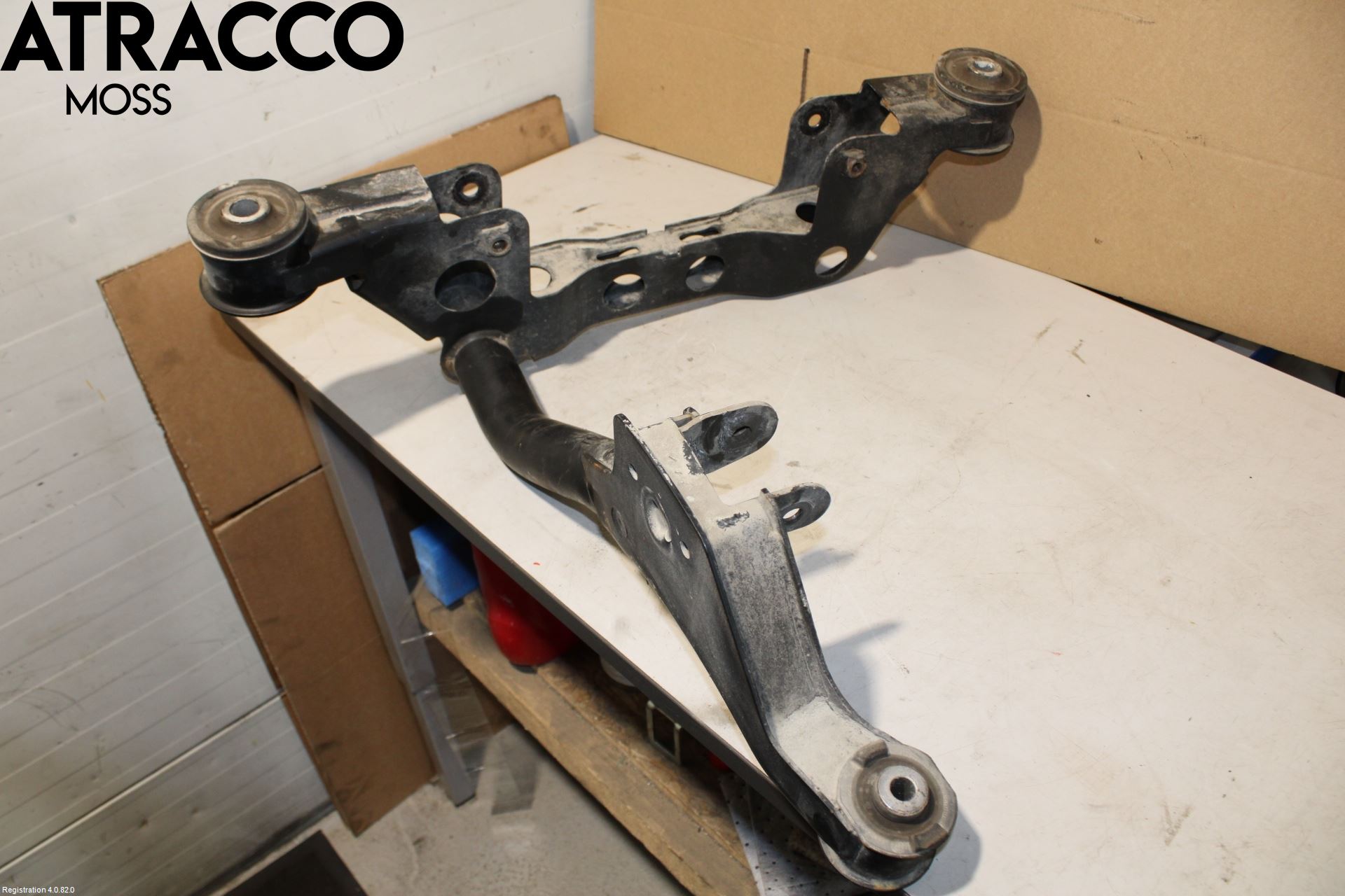 Volkswagen VW TRANSP/CARAVELLE (T5) 04-15 Gearkasse Bjelke - Travers