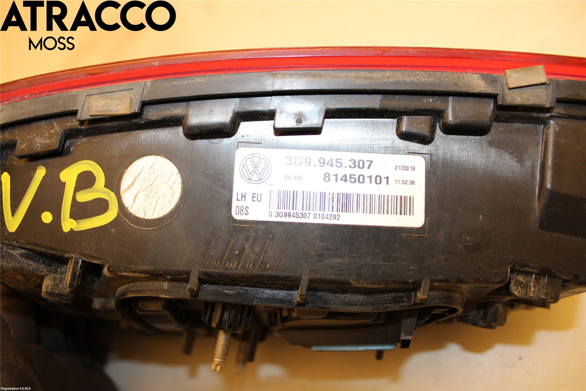 Volkswagen VW PASSAT 15-19 Baklykt Venstre  På Luke(Indre