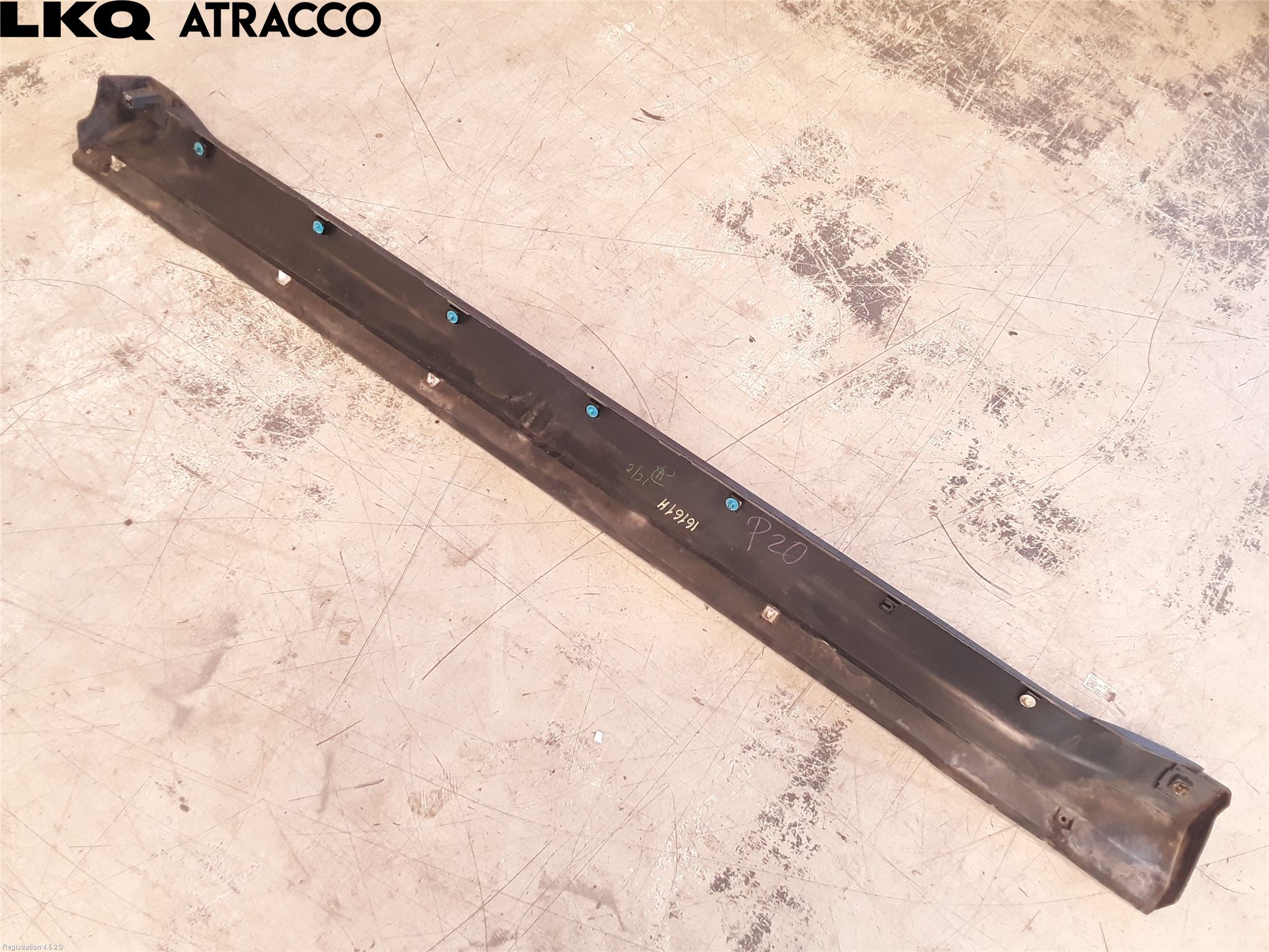 Mitsubishi OUTLANDER 07-12 Kanalskjørt Høyre