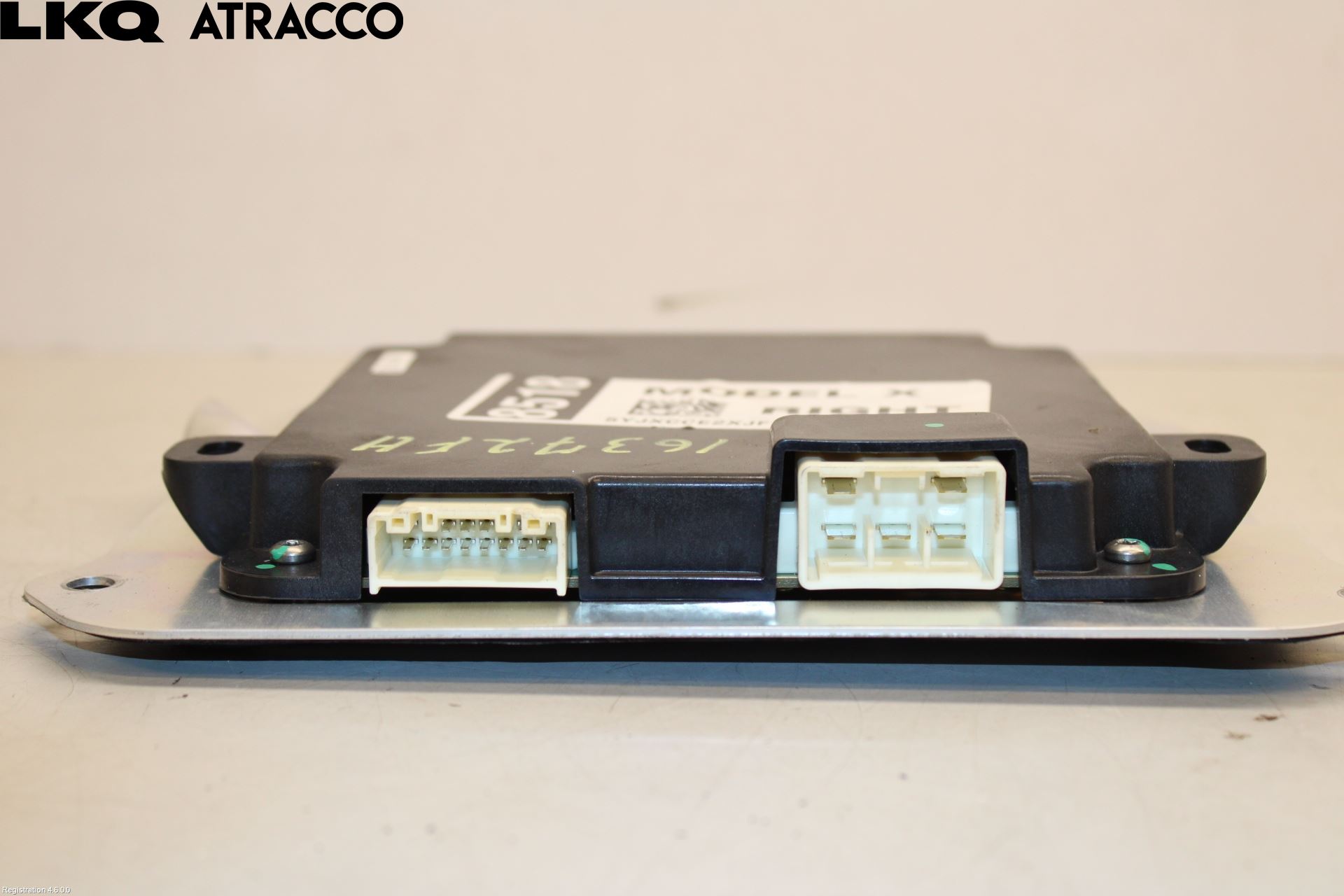 Tesla MODEL X 16- Styreenhet Dør