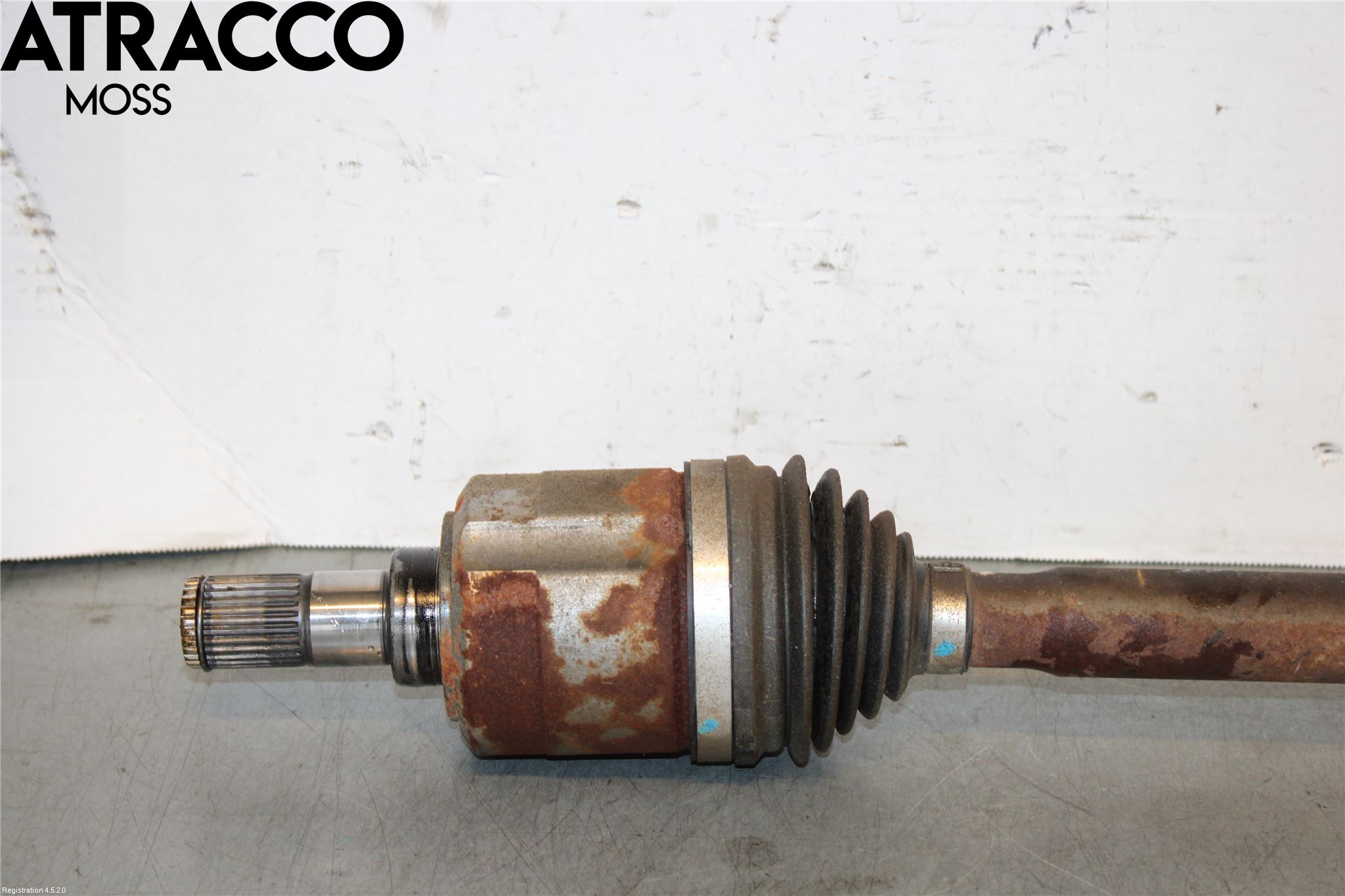 Kia SOUL 09- Drivaksel Foran Kompl Høyre