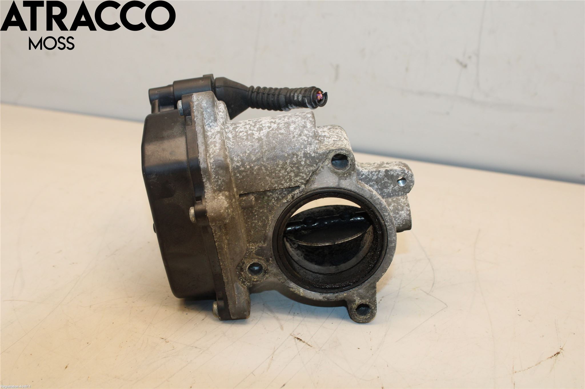 Volkswagen VW TOURAN 10-15 Inns Spjeldhus